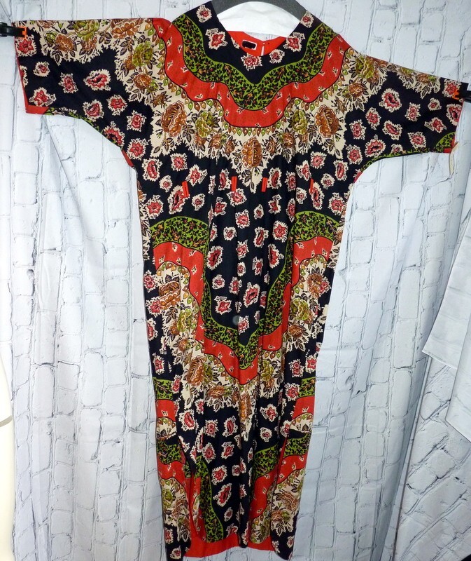 VTG 1970s CAFTAN DRESS Bust 48″ *Movie Wardrobe Warner Brothers Festival Boho