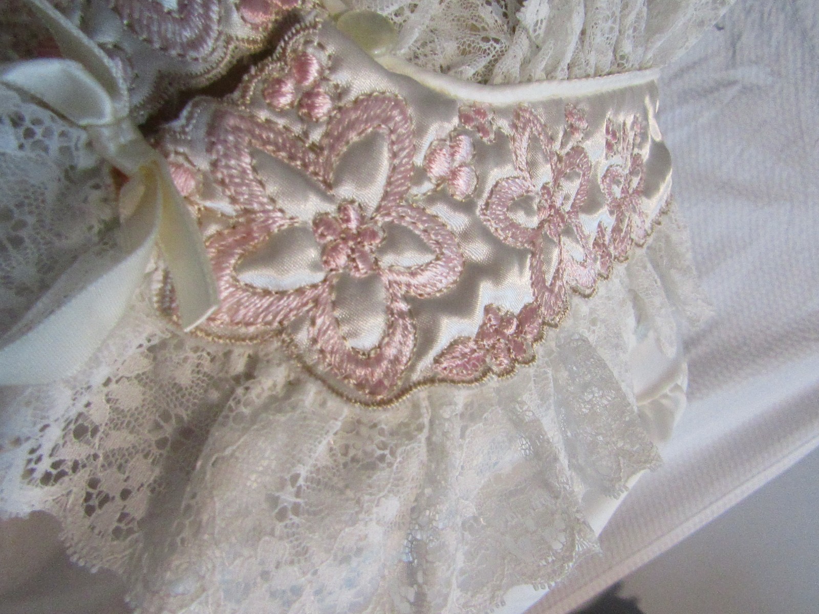 Vtg JC PENNEY Long Nightgown Shiny Satin Prarie Lace Embroidery Union USA Tag M