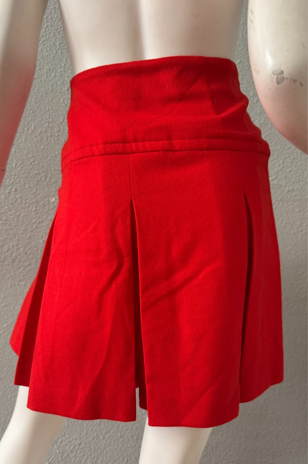 Vintage 60s 70s Red Wool MOD Pleated Mini Culottes Shorts M