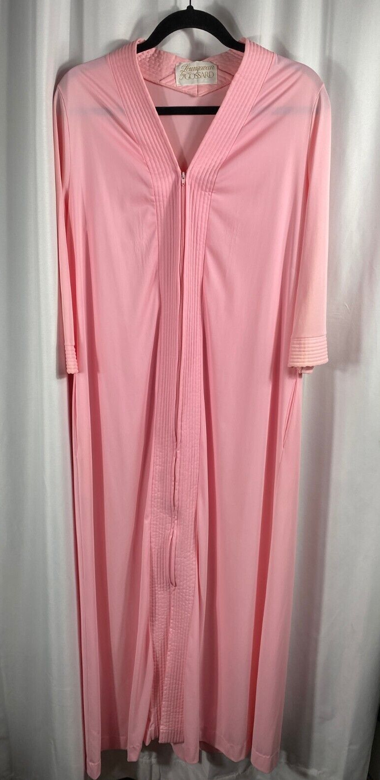 Vintage Loungewear By Gossard Artemis Nylon Made In USA Size Medium Zip Up