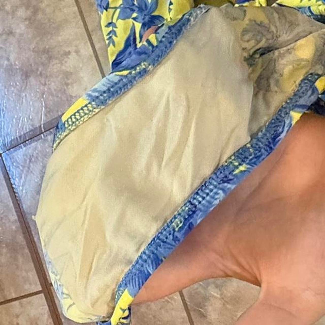 Sunrays vintage 80s/90s striking floral swimsuit in blue and yellow. S/XS