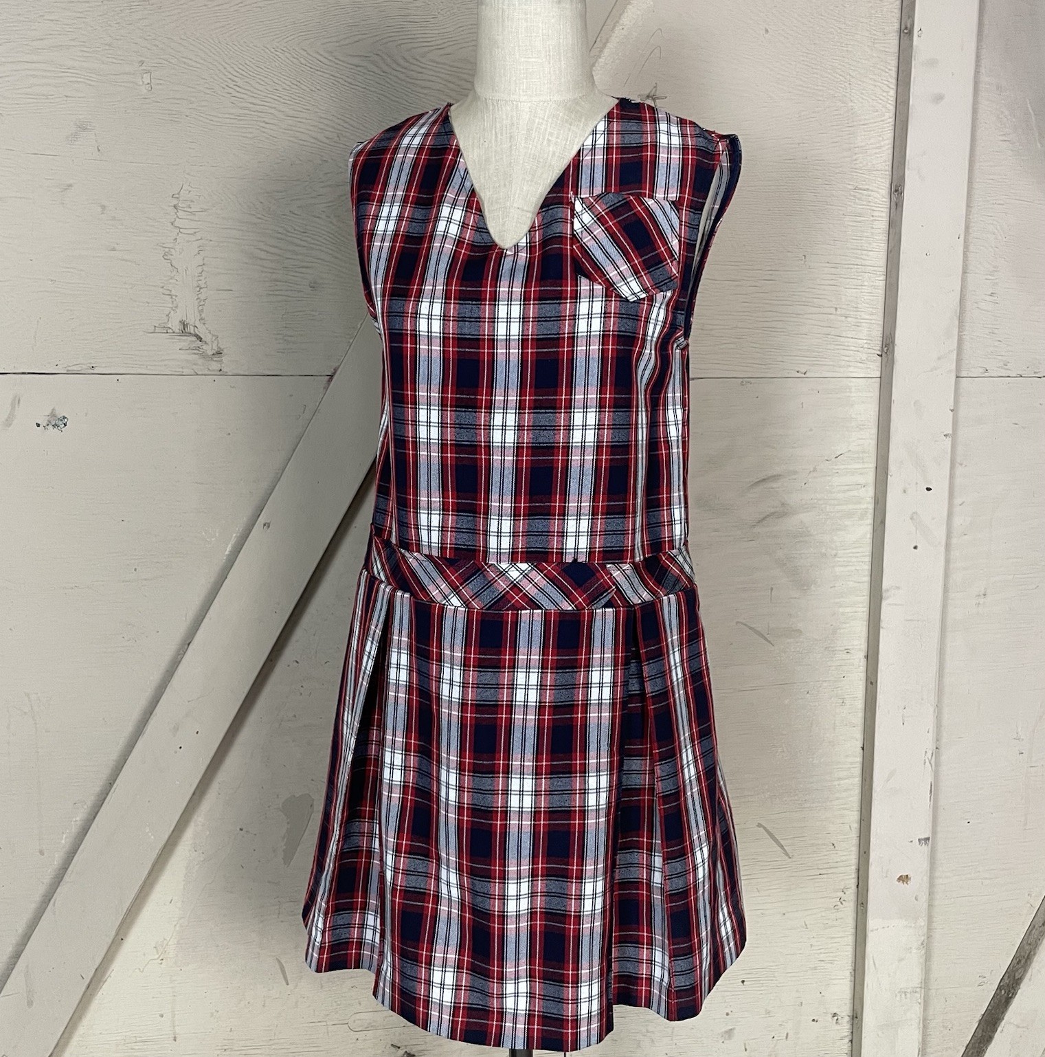 Vintage pleated pinafore plaid school dressSize Small to medium