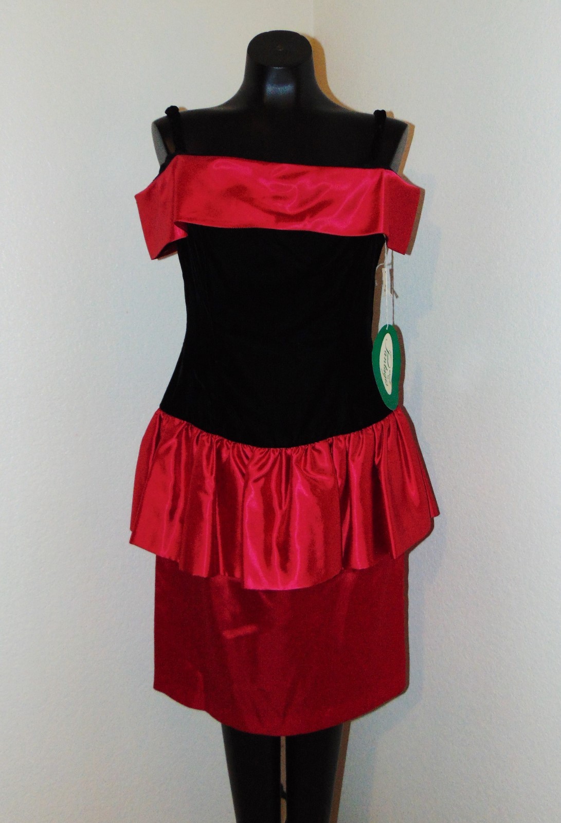 Vtg 1980s Red Satin & Velvet Dress in sz 11/12 by Pantagis