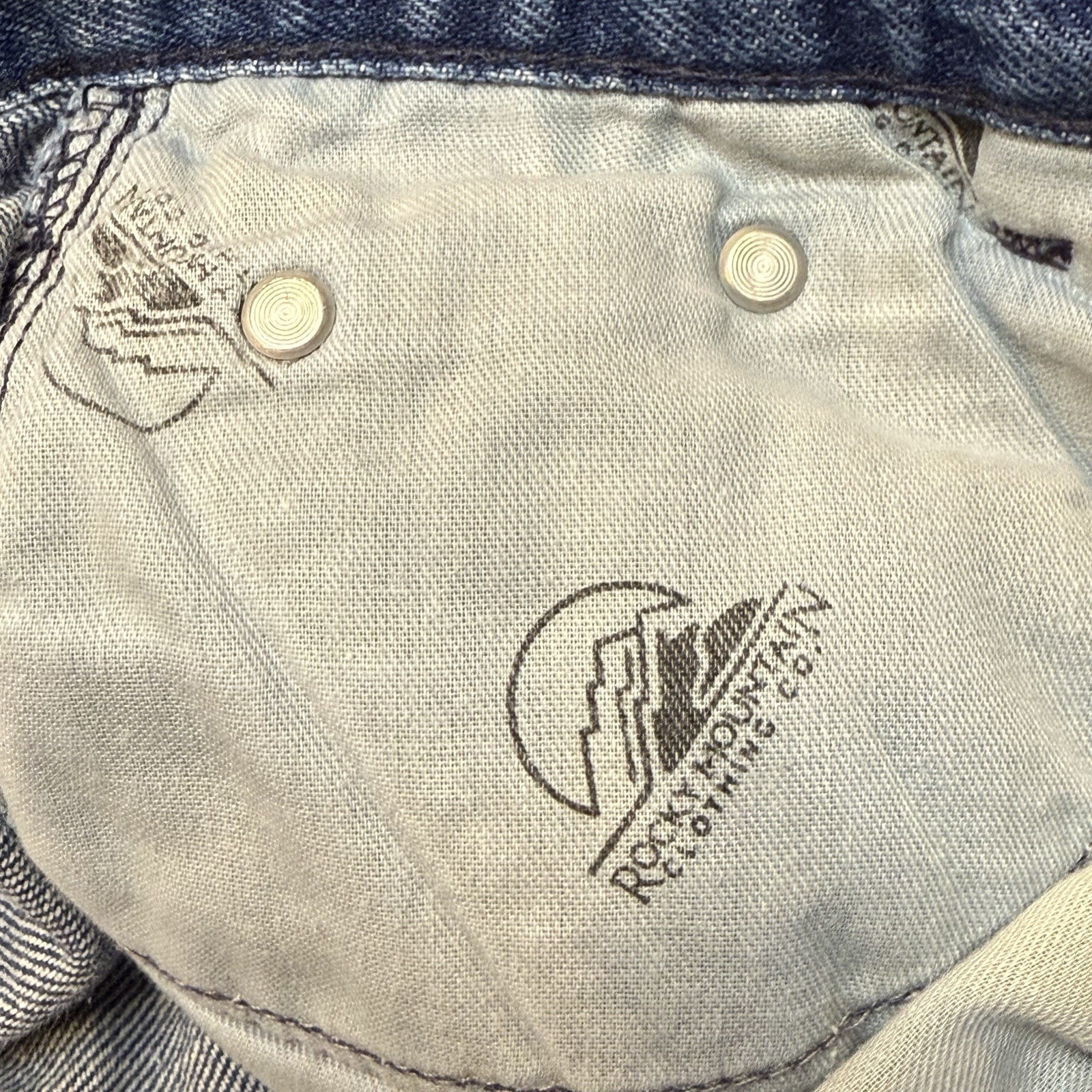 Vintage 1990s Rocky Mountain Rockies Bareback Mom High Rise 100% Cotton 30×36*