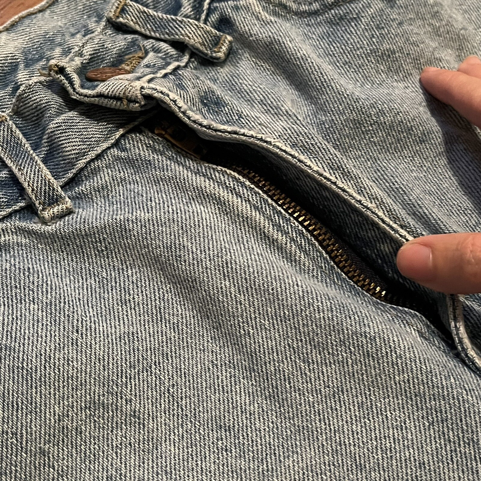 Vintage Chic Jeans Light High Waisted Shorts Denim Y2K 26” Waist