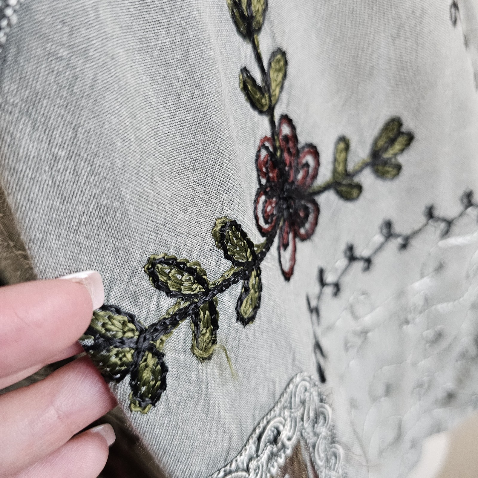 Vintage Select Embroidered Button Front Vest Boho Grunge Rayon Shirt Top 2X
