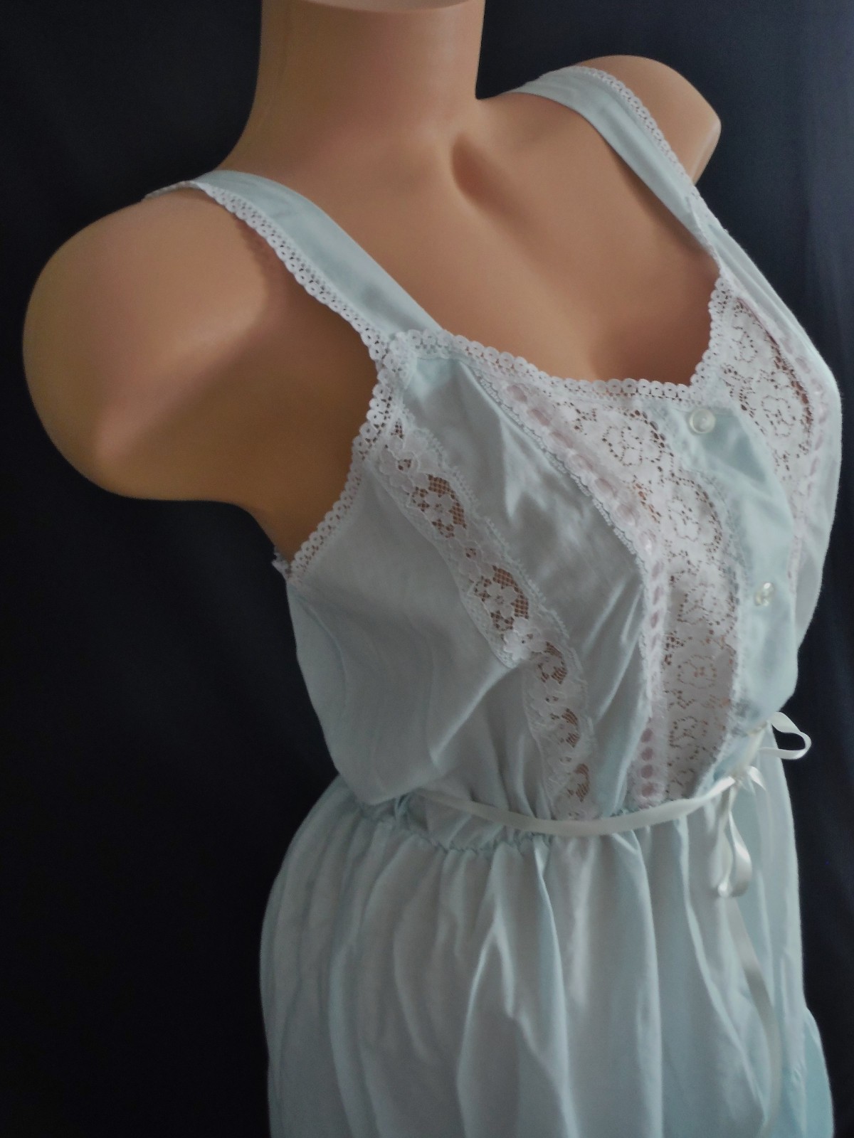 Vtg 80s SOFT MOMENTS Rare Cottagecore Beautiful Feminine Nightgown Soft Cotton M