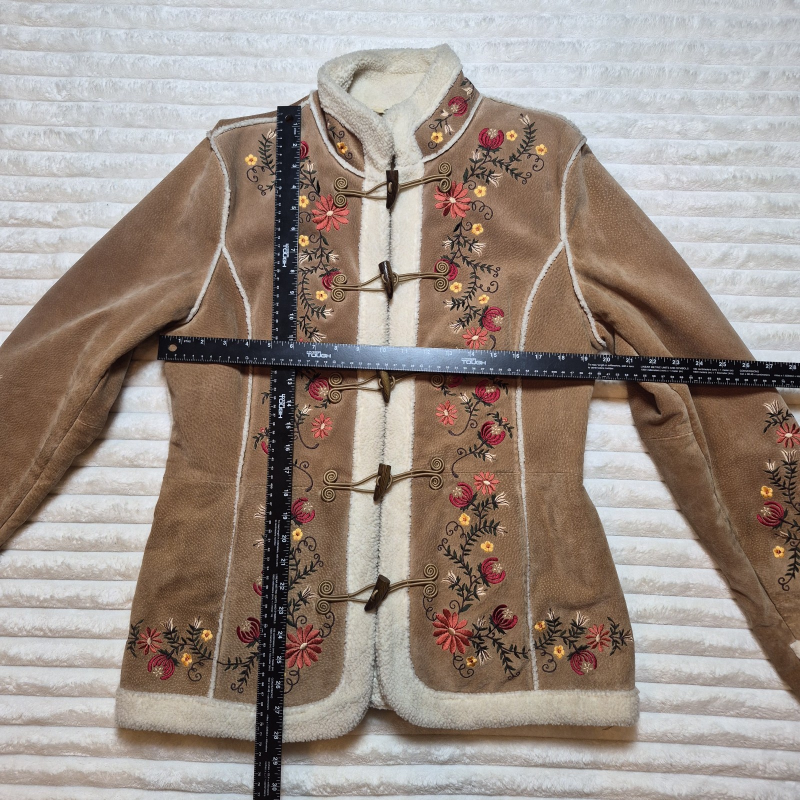 Vintage Floral Embroidered Faux Suede Shearling Trim Toggle Jacket Tan Brown