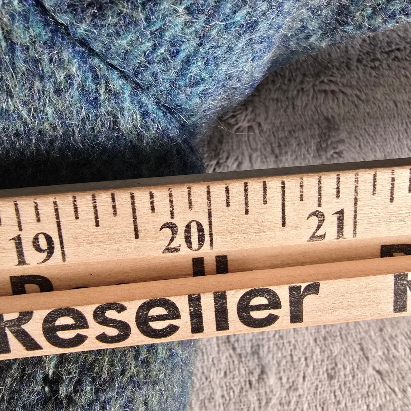Distressed Vintage 1960s Women’s Heathered Gray-Blue Single-Breasted Coat (M)