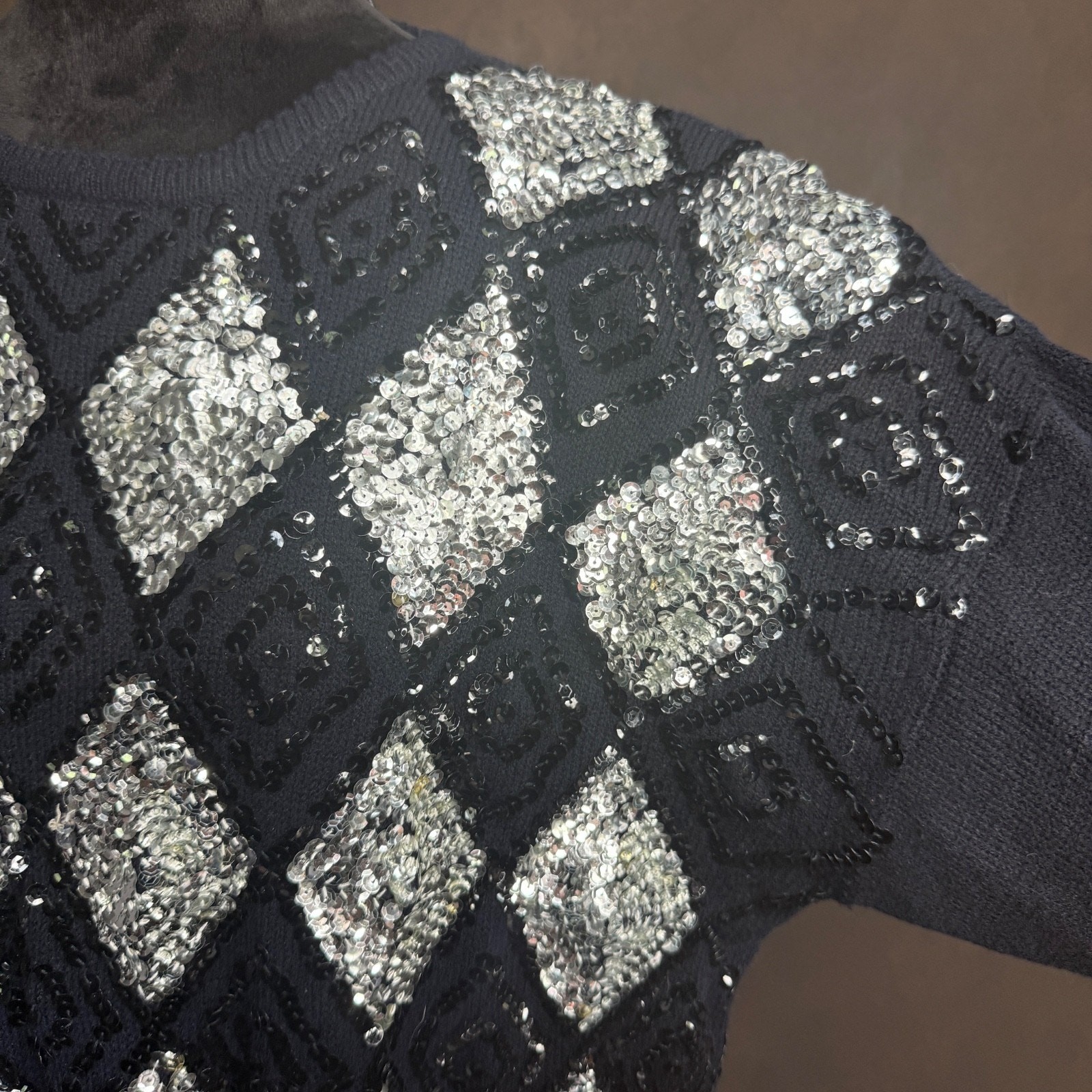Vintage Contessa by Joyce Sequin Beaded Sweater Black Silver Argyle 1X Acrylic