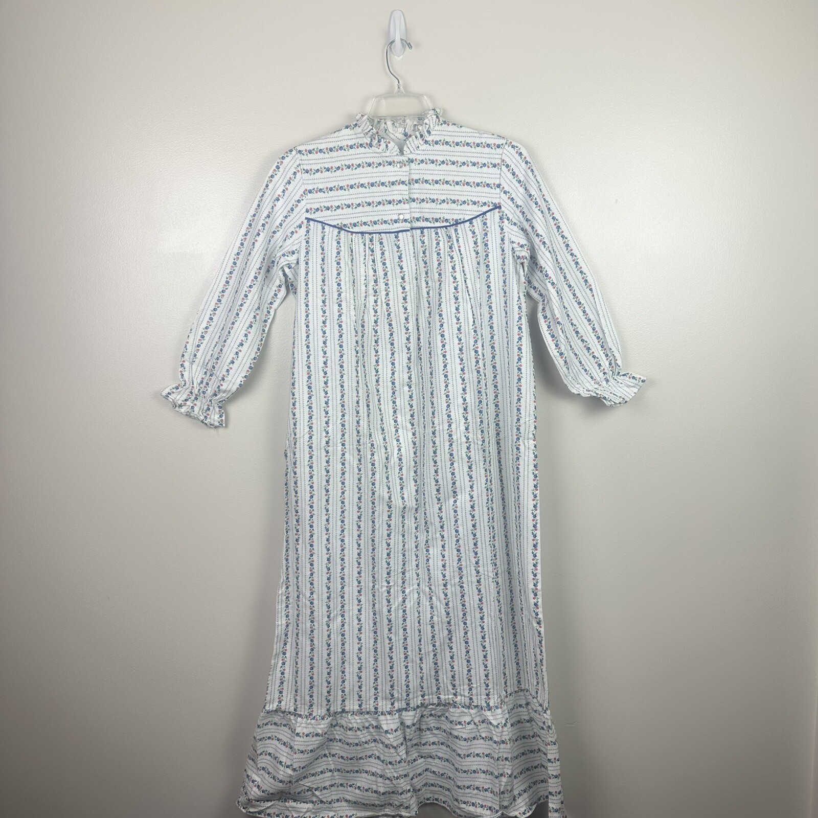 NWT 80s Damea Cotton Flannel Nightgown Prairie Homestead Trad Floral Medium VTG