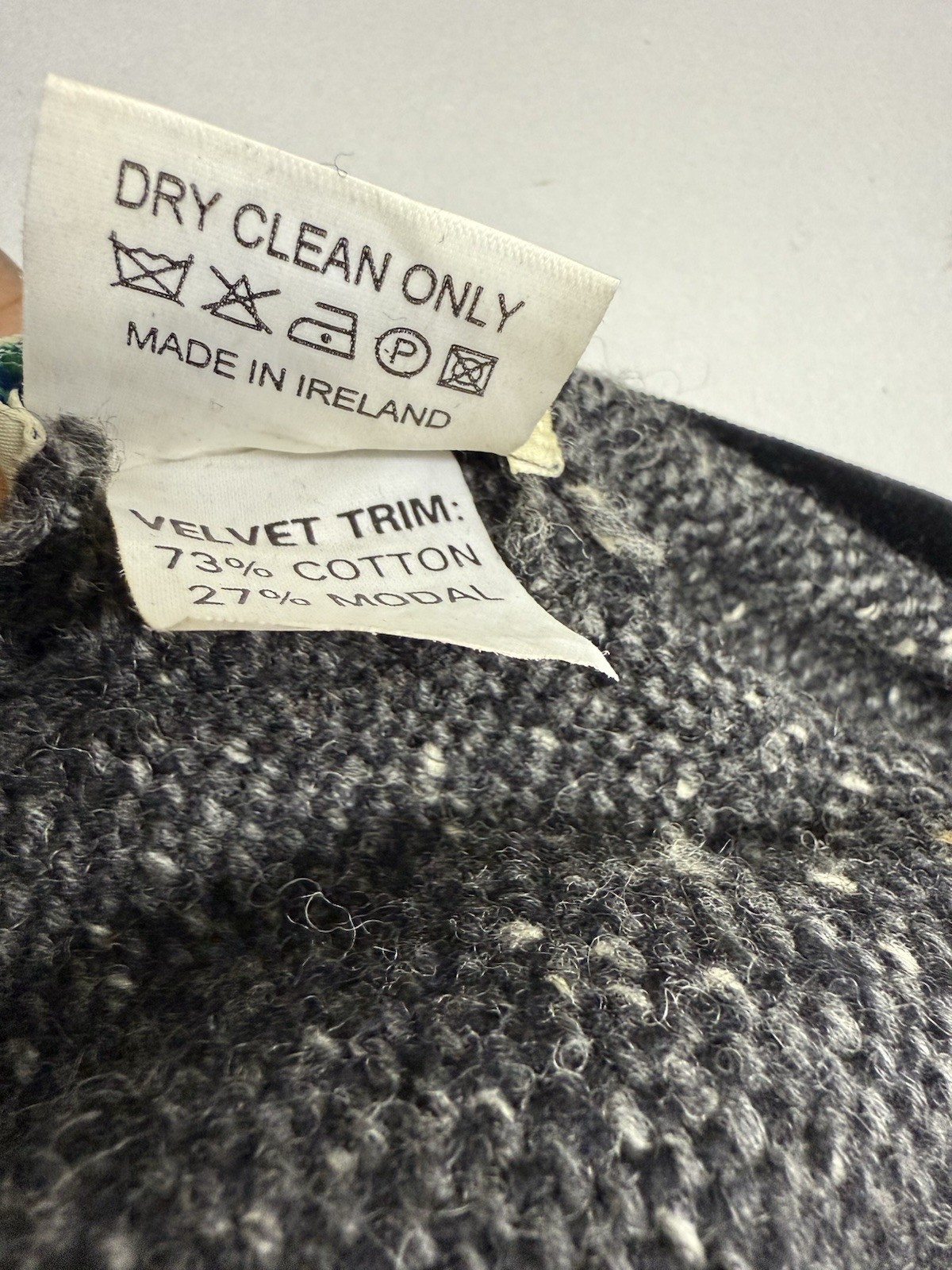 Vintage Jimmy Hourihan Gray Wool hooded cape.Black velvet hood lining. Sz F