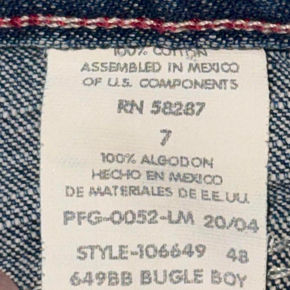 👗🧷 BUGLE BOY Vintage 90s Y2K Upcycled Denim Mini Skirt l Fits Sz 26″