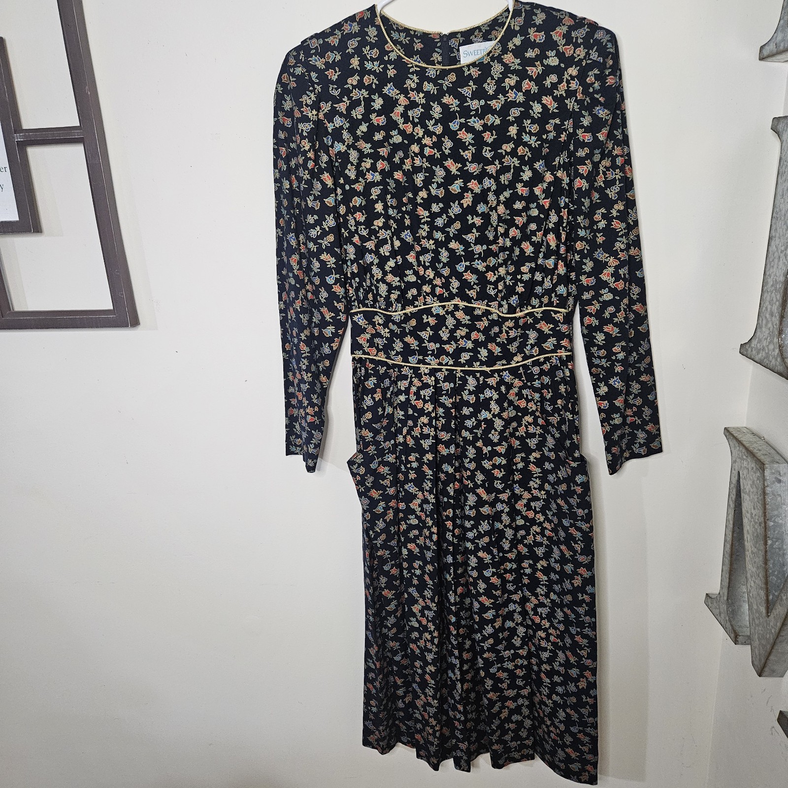 Vintage 80s Sweetbriar Women’s Dress Size 10 Floral w/ Pockets