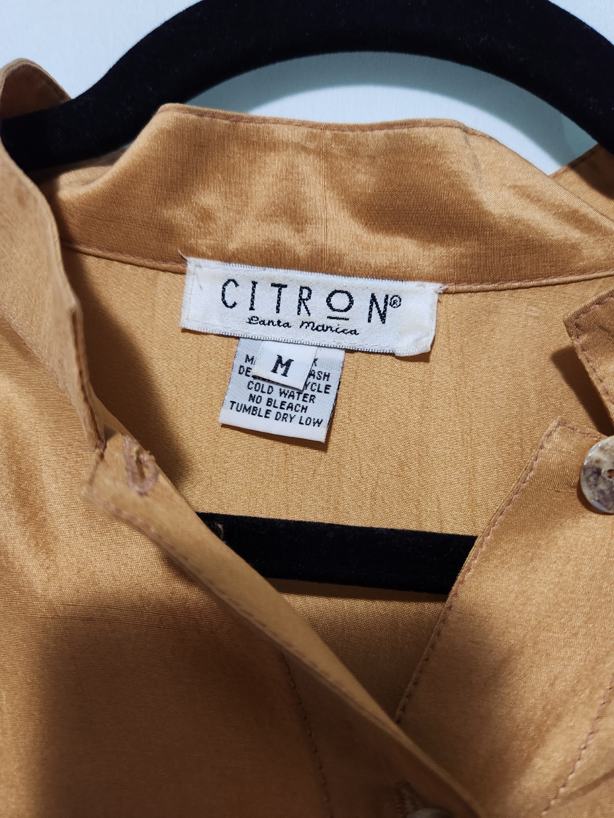 Vintage Citron Santa Monica Golden Orange Moroccan-Style Shirt. Medium 100% Silk
