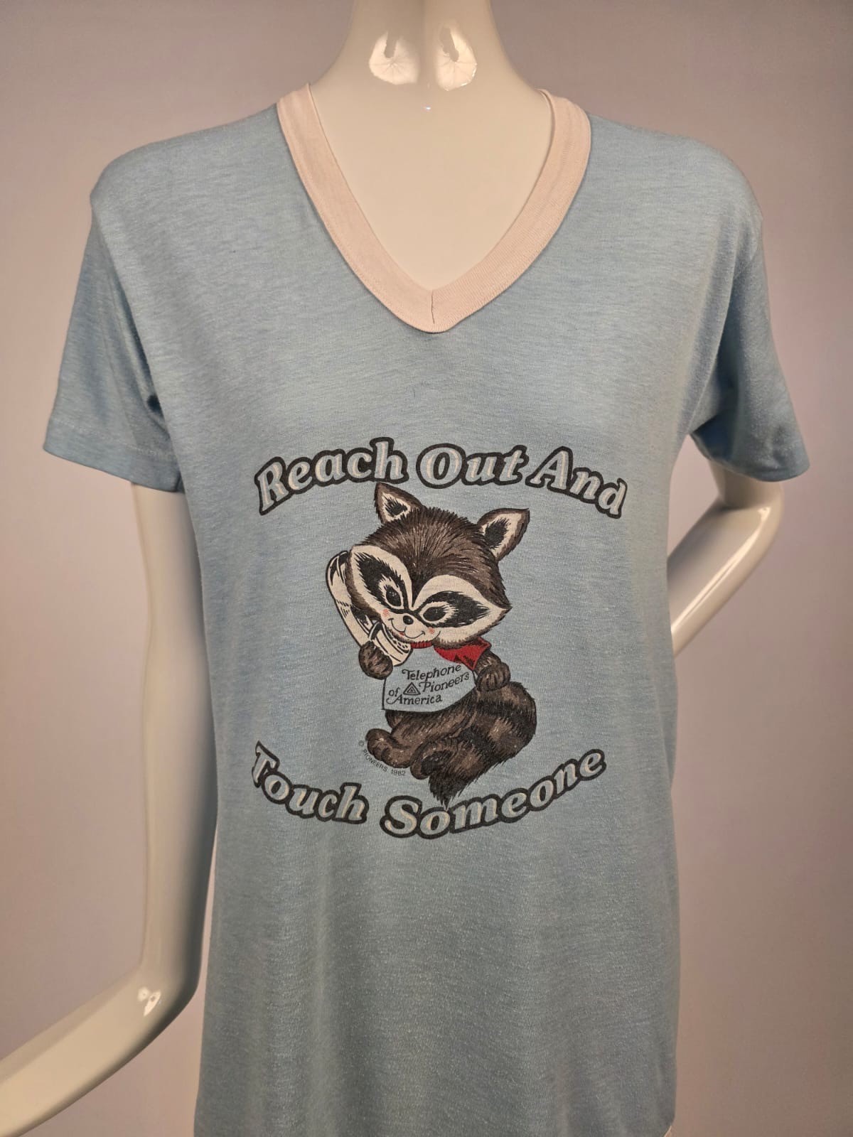 CUTE RACCOON DEADSTOCK VINTAGE 1980’S OVERSIZED PAJAMA TSHIRT SHIRT
