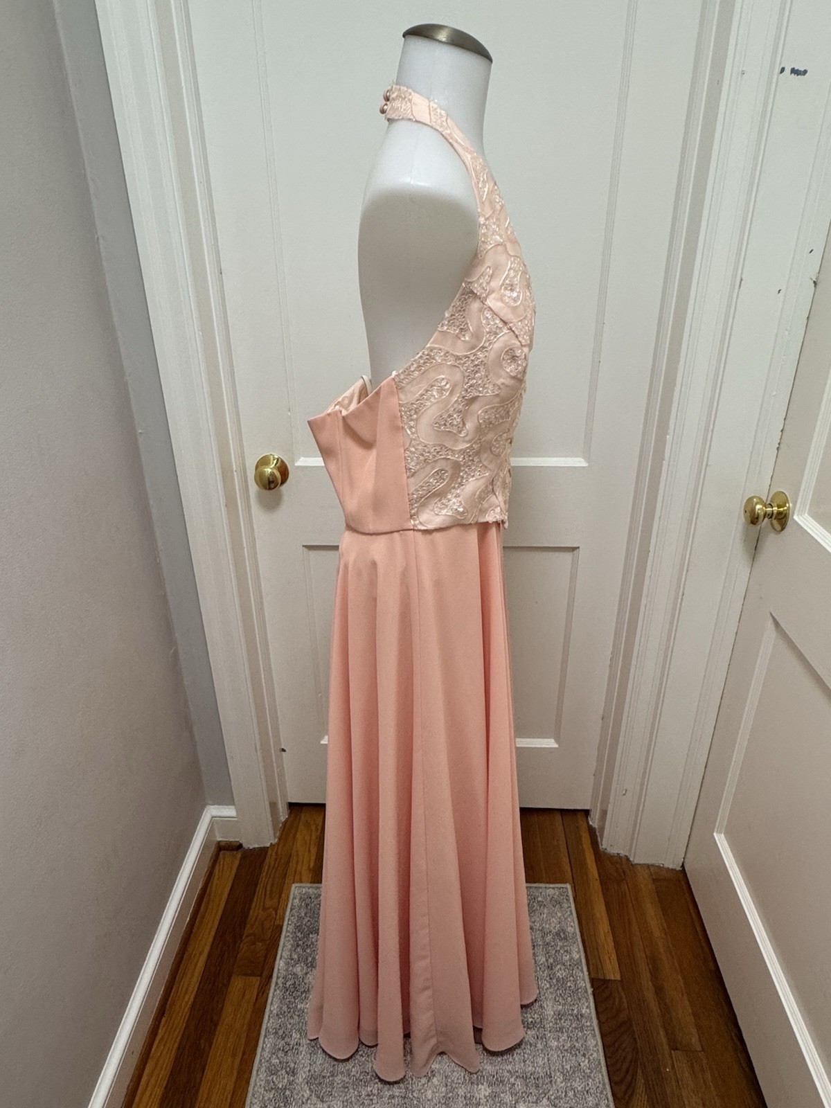 VTG 90s Faviana New York Halter Gown Peach Sequin Backless Maxi Dress Size 13/14