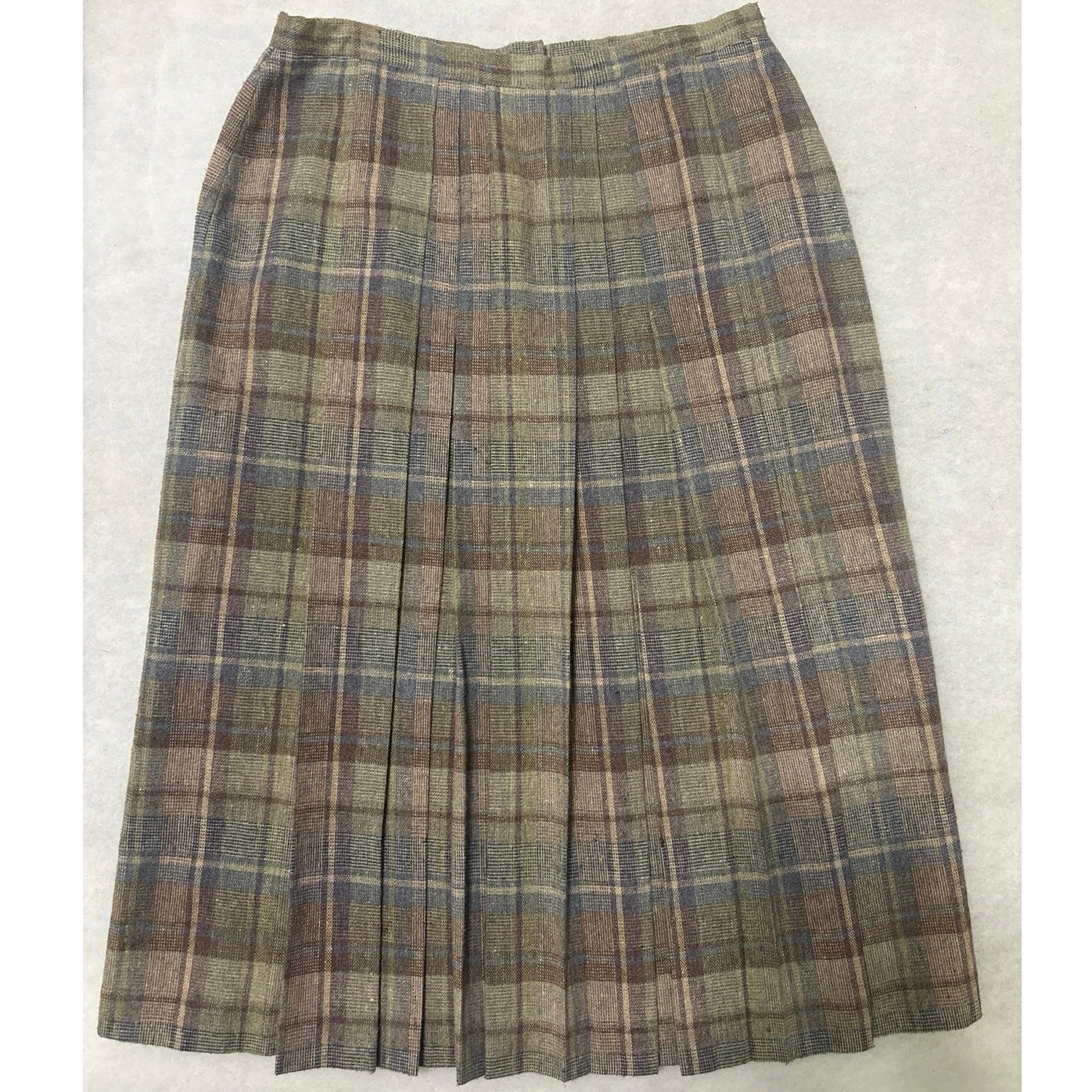 Vintage Summit Sportswear Front pleated plaid skirt 1970’s Union Made size 14