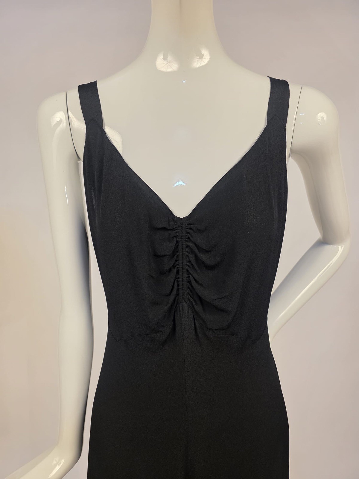 SEXY + SLEEK 1930’S LUX LONG BLACK CREPE DRESS W RUCHED TOP