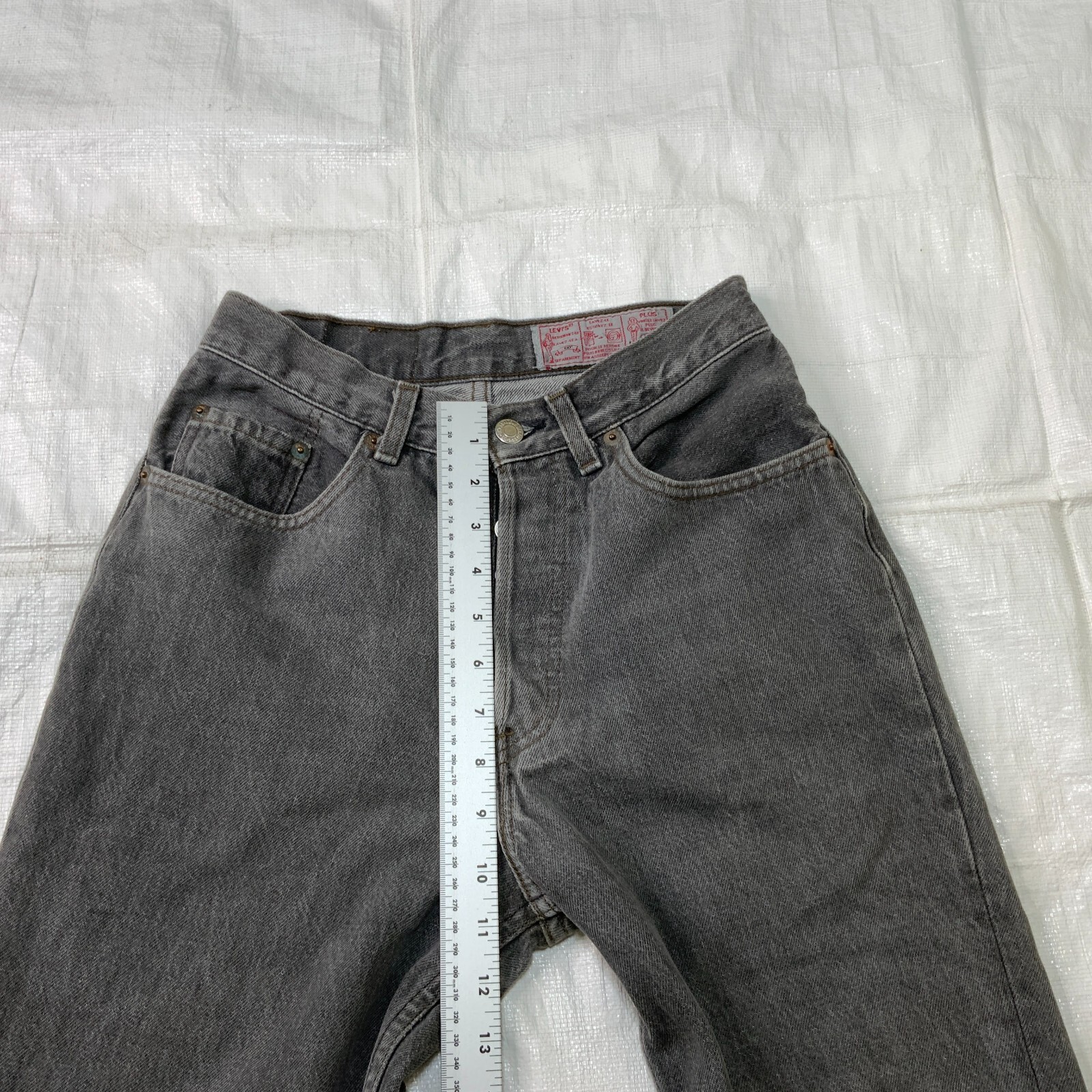 Vintgae LEVI’S 901 Womens Jeans Gray Tag 28×32 Real Size 25×25 Made in France