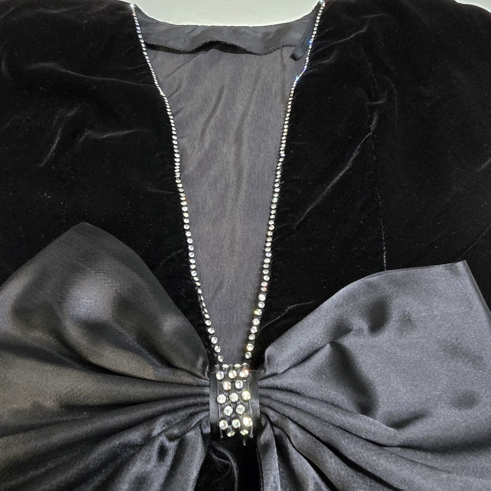 Datiani Black Burgundy Velvet Dress 6 Open Back Satin Bow Rhinestone Goth Glam