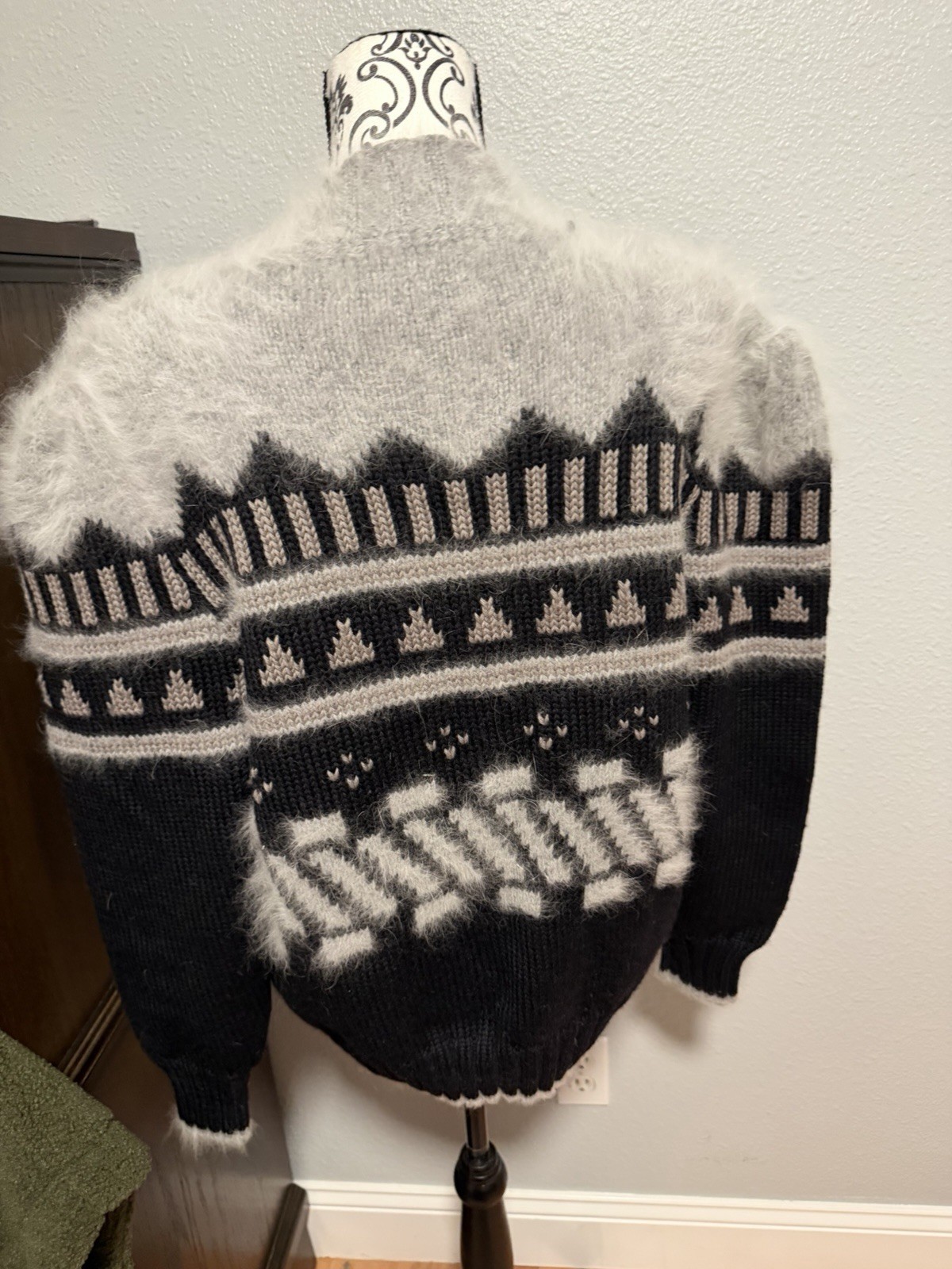 Vintage 80’s Top Notch Chunky Knit Wool Sweater Angora Trim Mock USA L