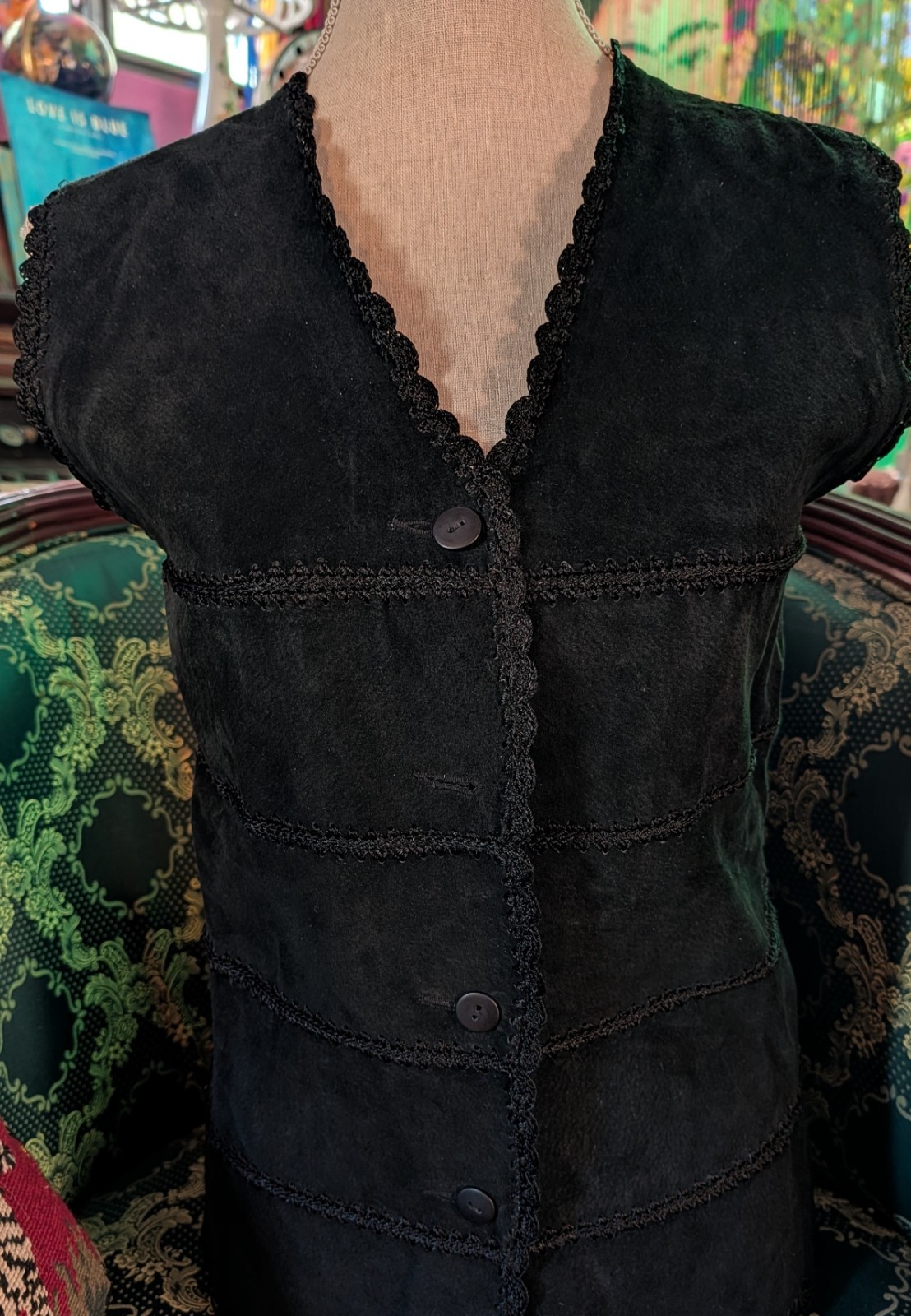 VTG Vest XOXO 90s Mob Wife Suede Leather Women Sz M Black Hippie Boho crochet