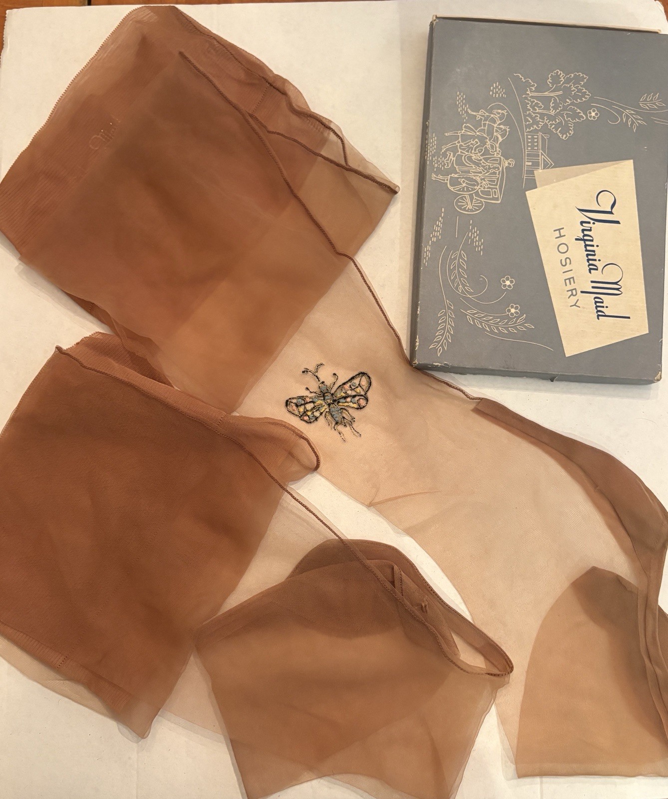 Vintage Virginia Maid Hosiery 10 1/2 Medium Daffodil Style 6015 Butterfly w/ Box