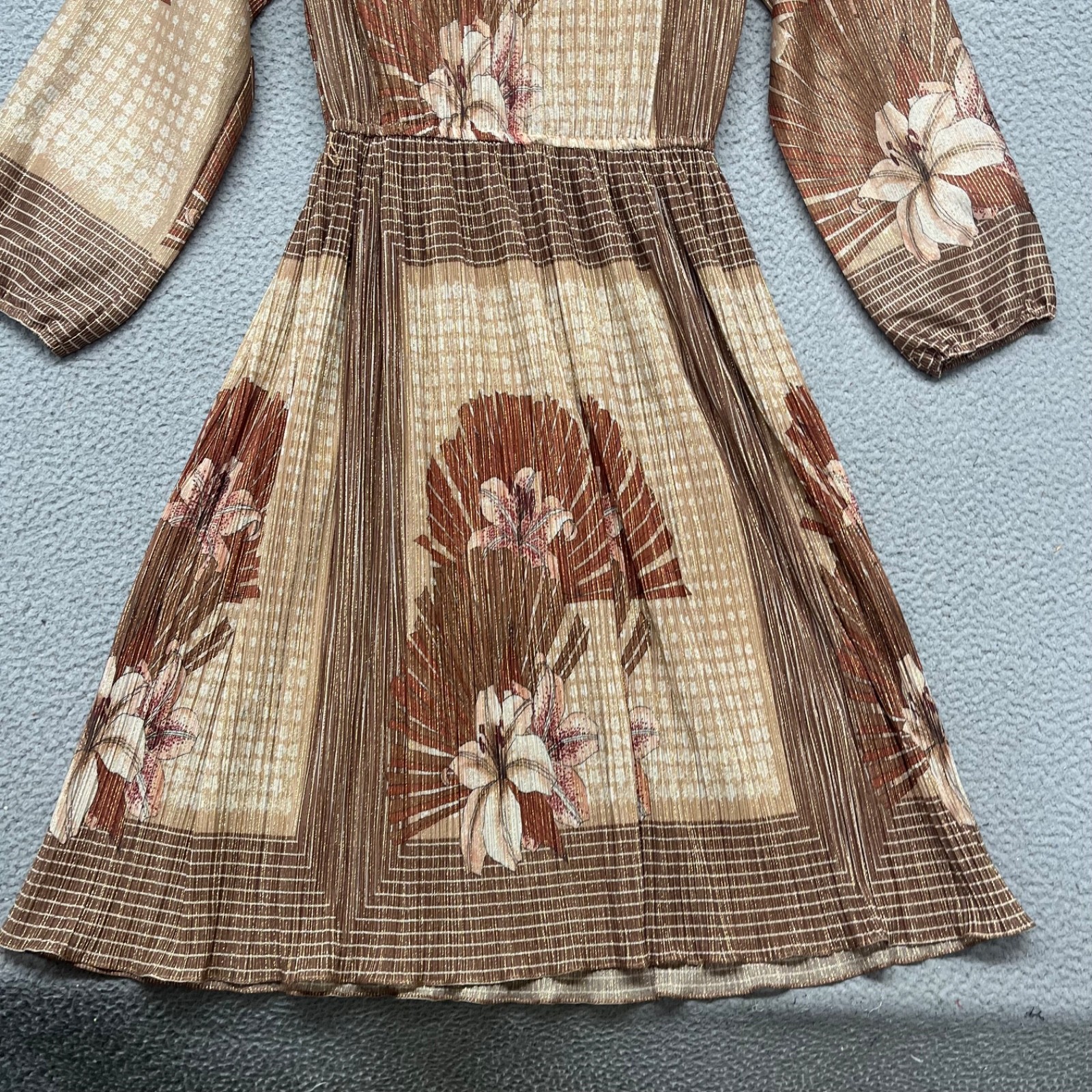 Vintage Dress Womens M Metallic Gold Floral Miss Carol Long Sleeve Classy 60’s