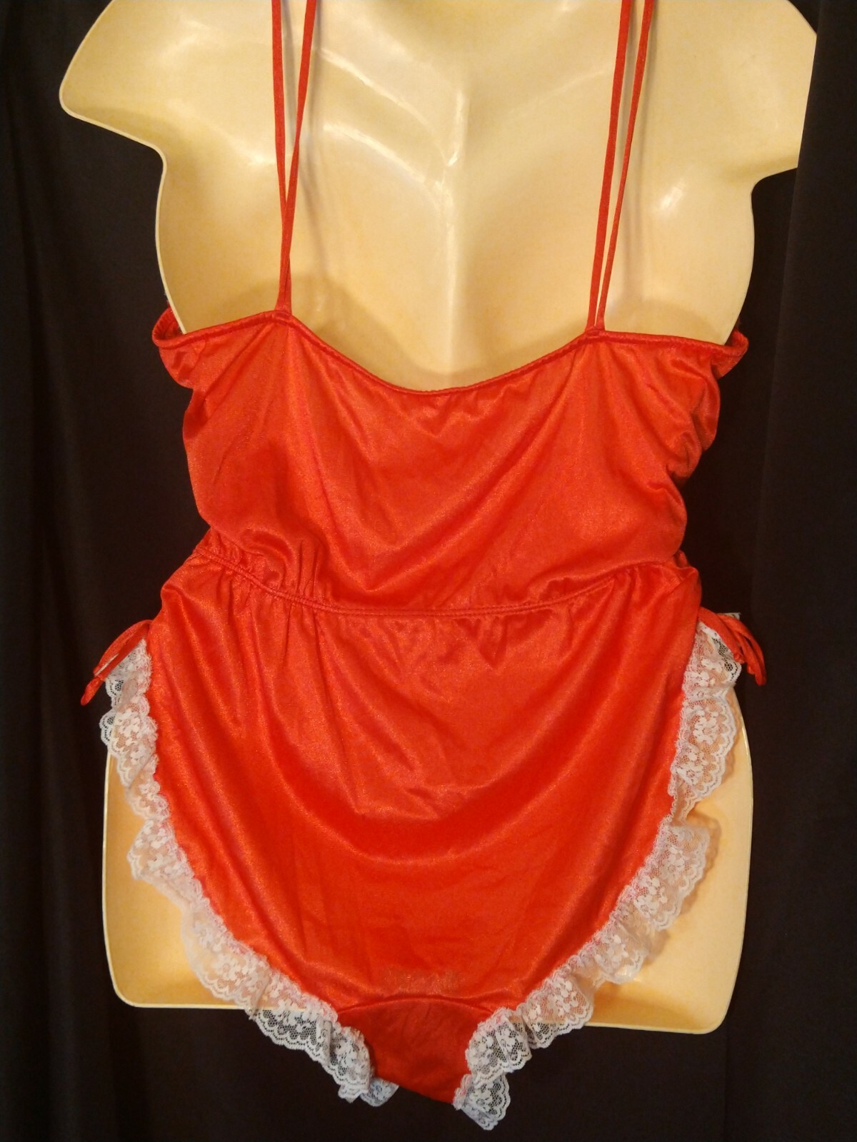 Jennifer Dale Red Silky Nylon & Lace Romper Slip On Teddy Bodysuit sz M Vintage