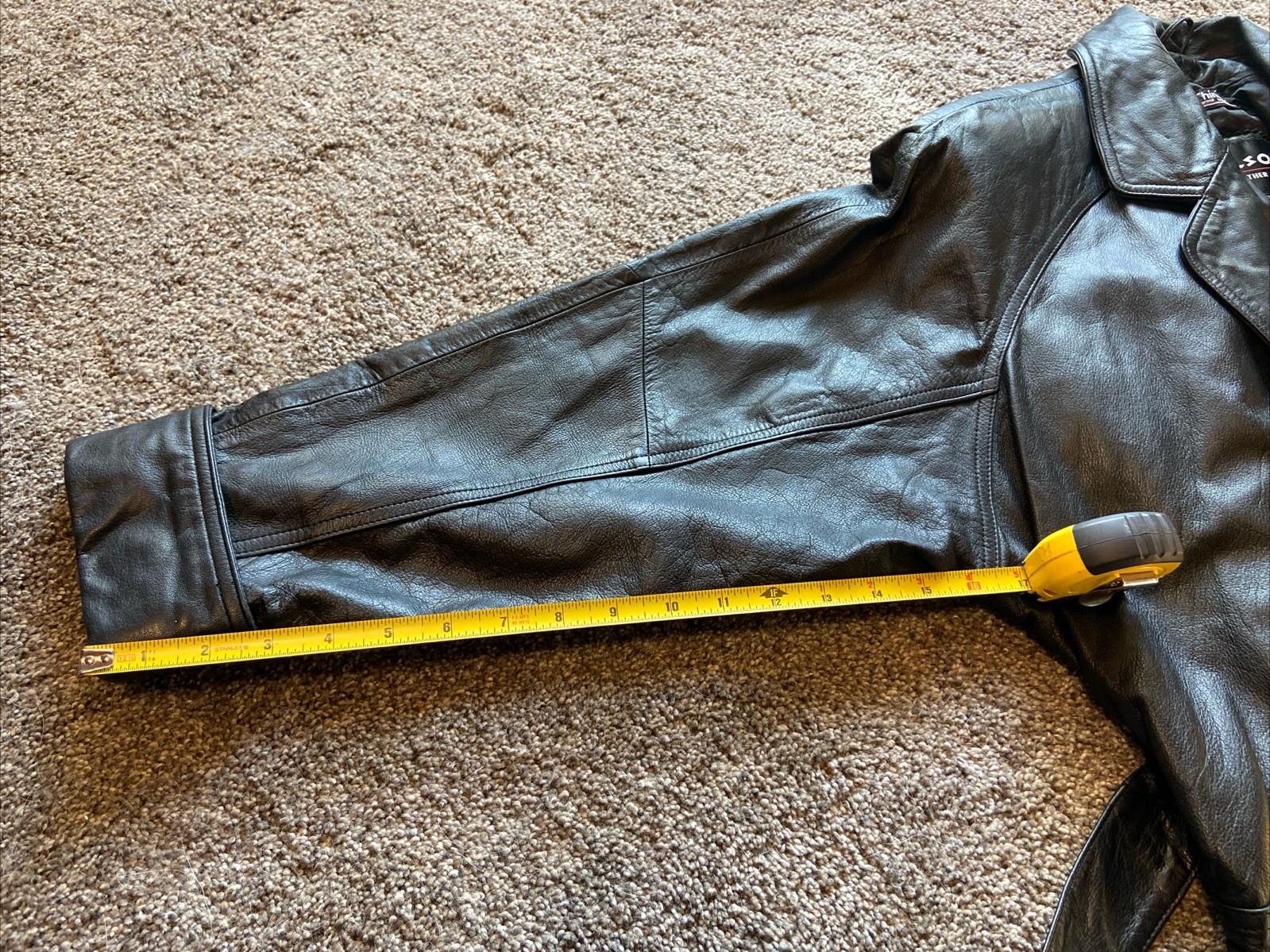 Vintage Wilsons Black Leather Trench Coat Women’s Size S Thinsulate 1990’s Y2K