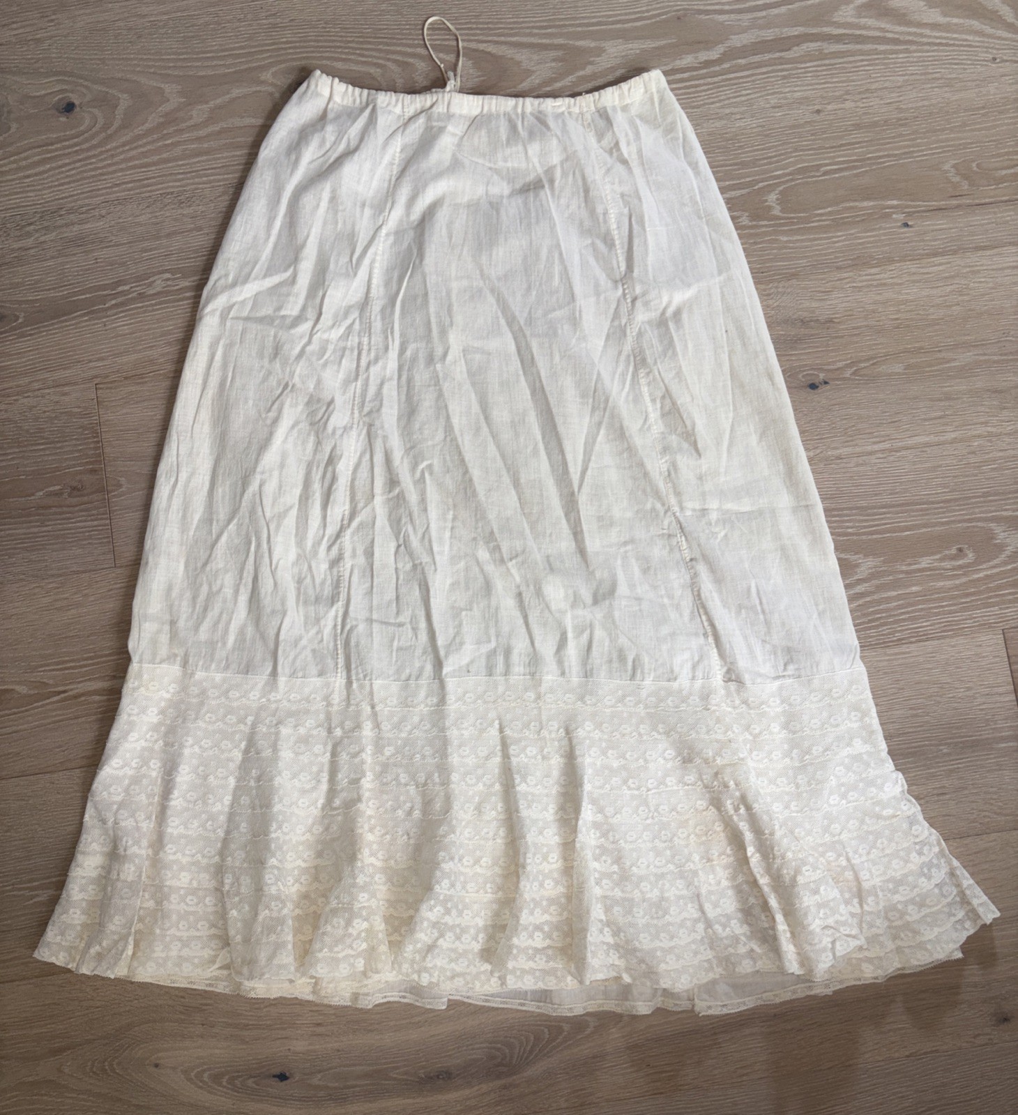 Antique Victorian Edwardian Ivory Cotton Petticoat Skirt C. 1900 Lace Hem