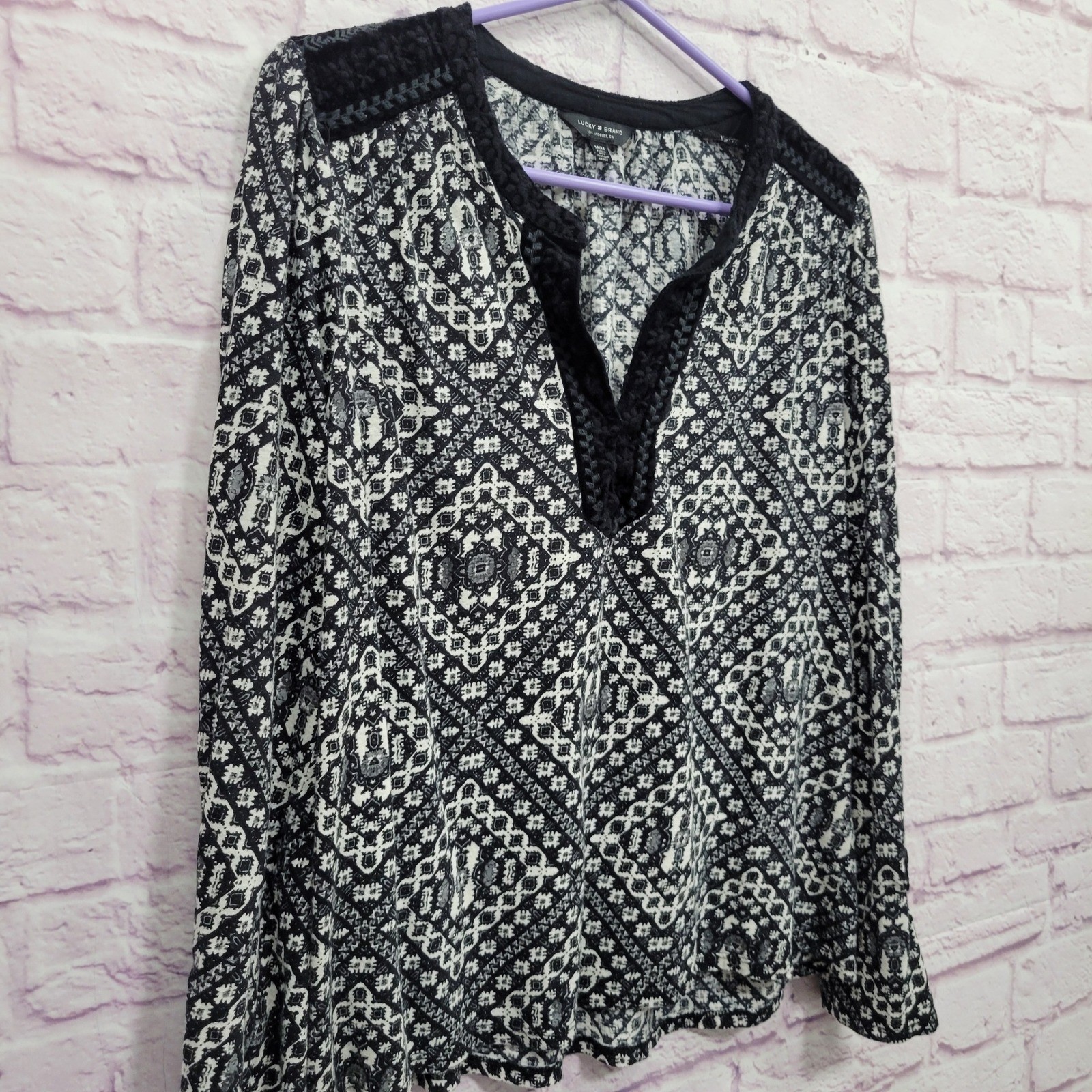 Lucky Brand Boho Geometric Medallion Blouse M Bell Sleeve Hippie Cottagecore