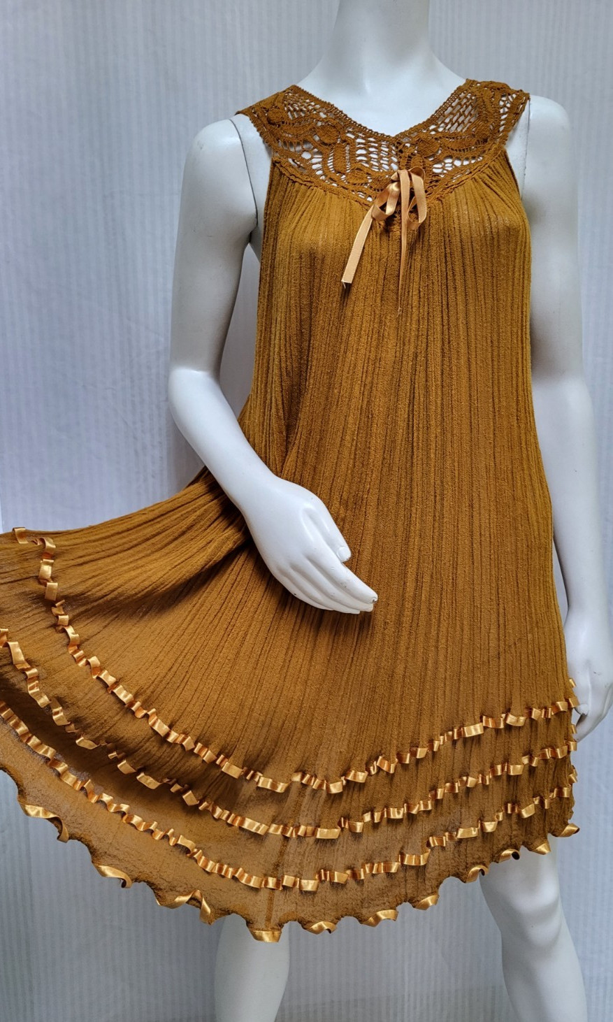 Vintage Gold Cotton Gauze Dress with Crochet & Satin Ribbon Trim – Size M/L -EUC