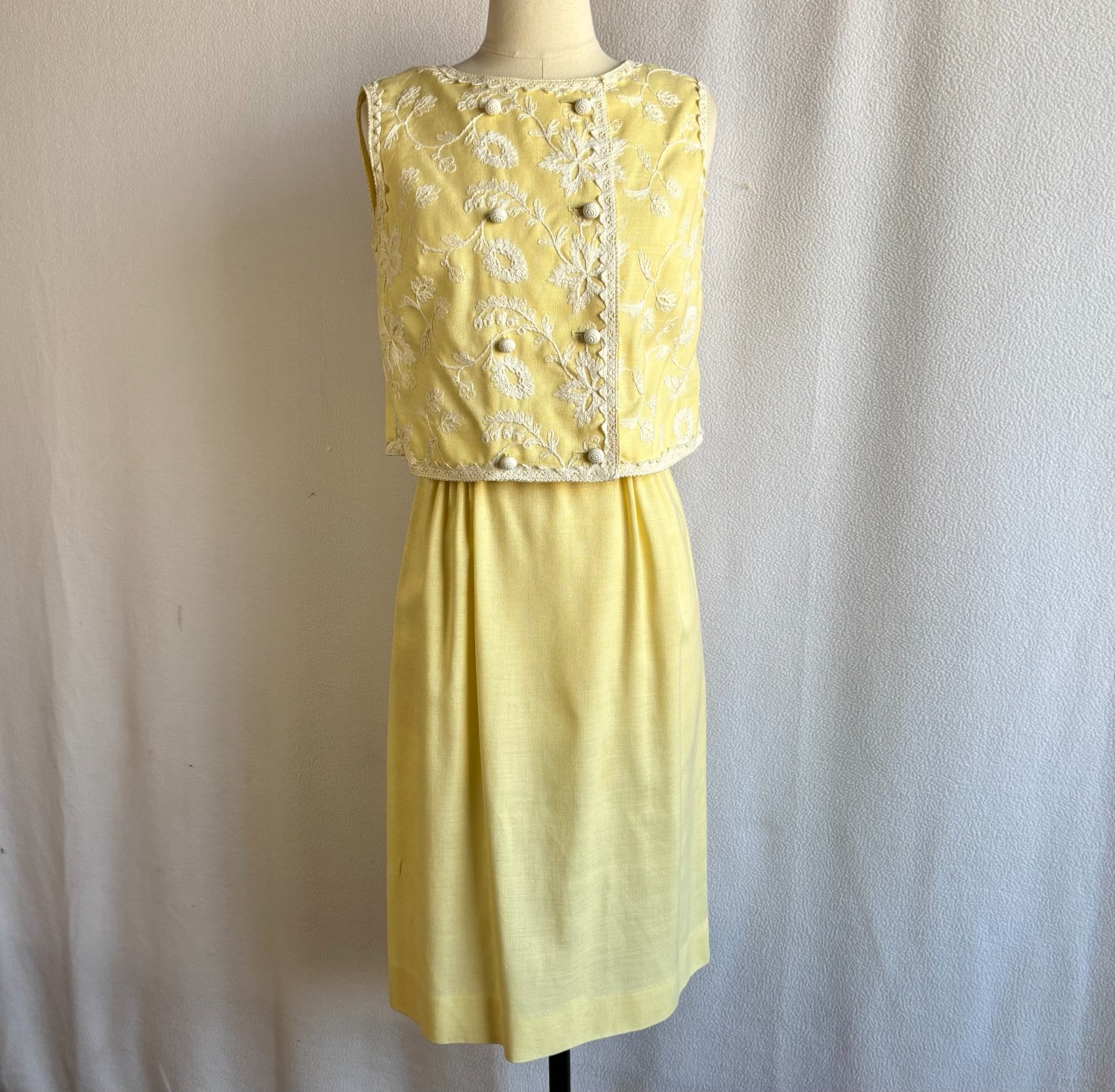 Vintage 1960s Yellow Linen Sleeveless Sheath Dress & Embroidered Jacket