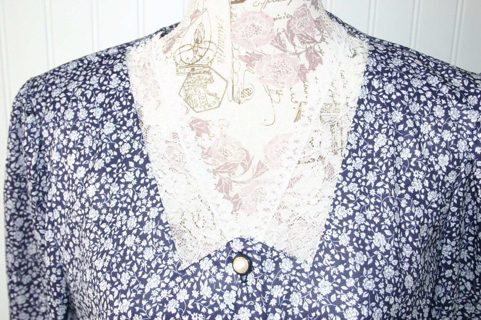 Whirlaway Frocks VTG lace neck dress sz. 14 NWOT condition made in US