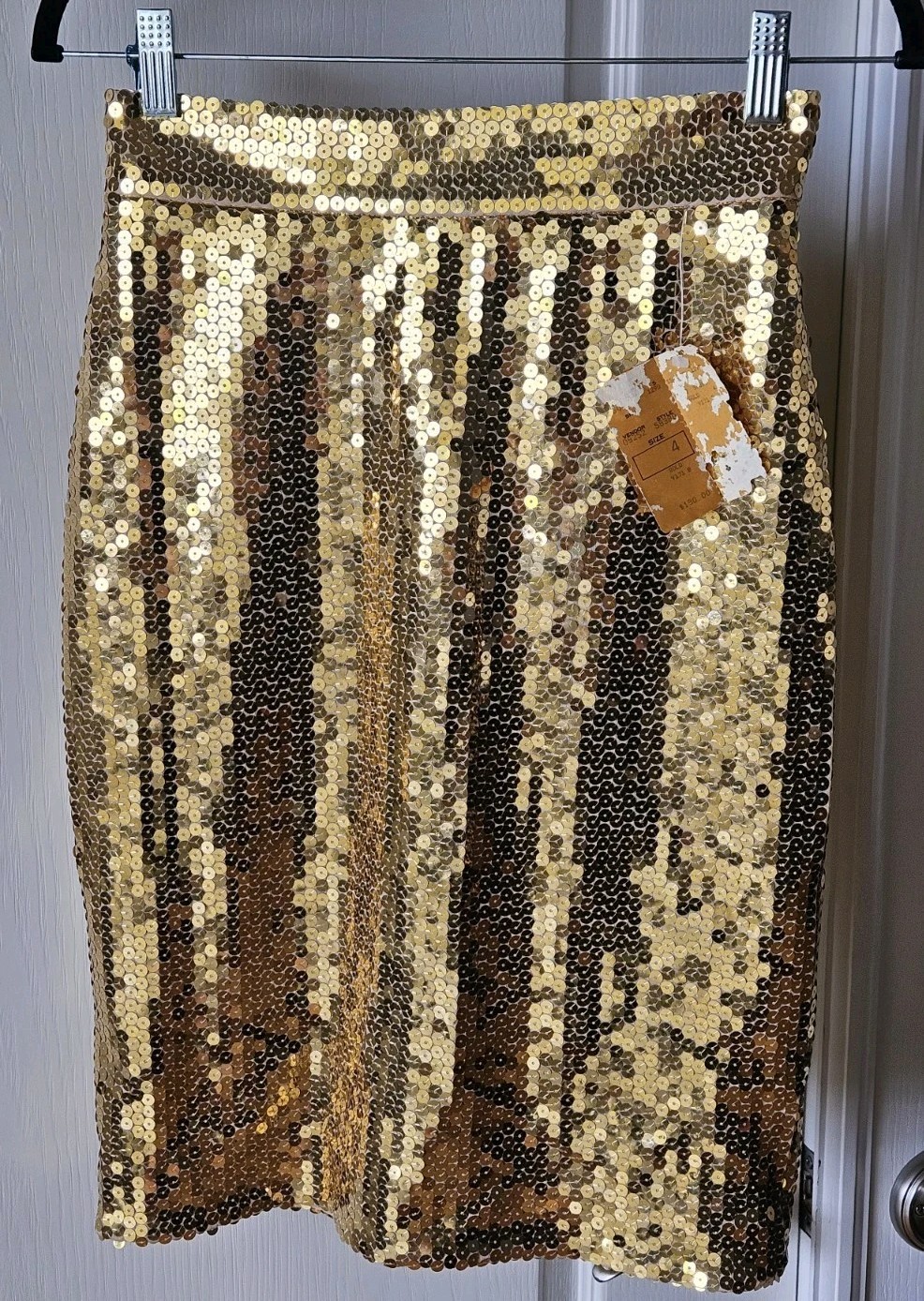 RARE NEW Vintage Bergdorf Goodman Plaza NY Baldanza Size 4 Gold Sequin Skirt NWT