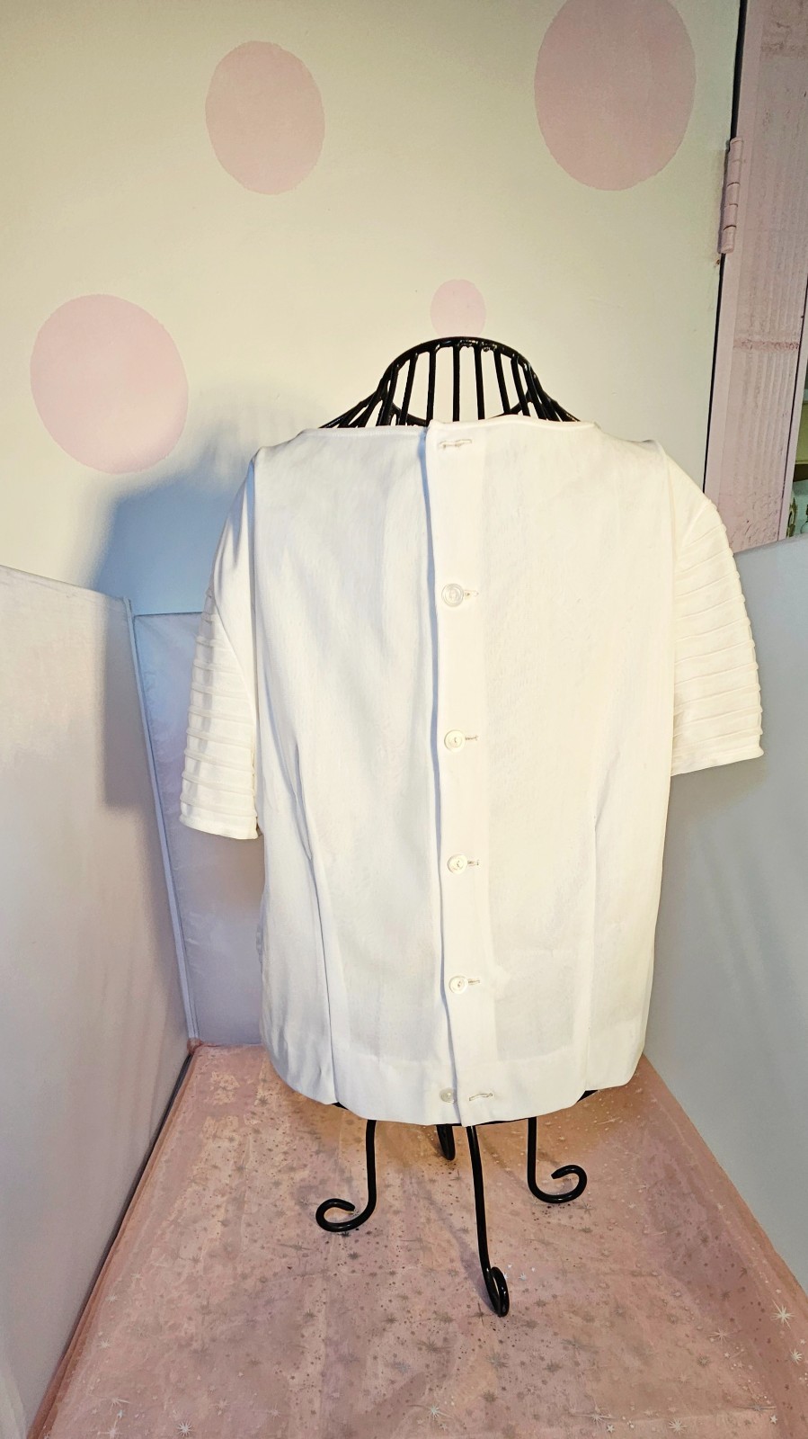 Vintage 1950’s white Penny Potter Sheer pleated bow tie with back buttons Top
