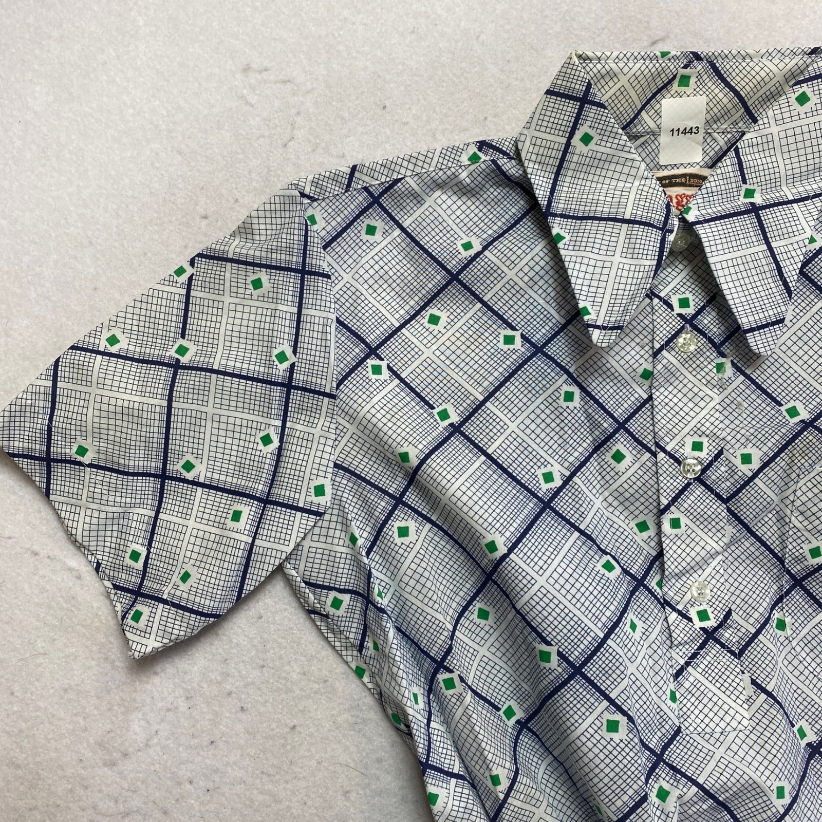 Fruit of the Loom Vintage Top Womens XS White Blue Green Geometric Banded Waist