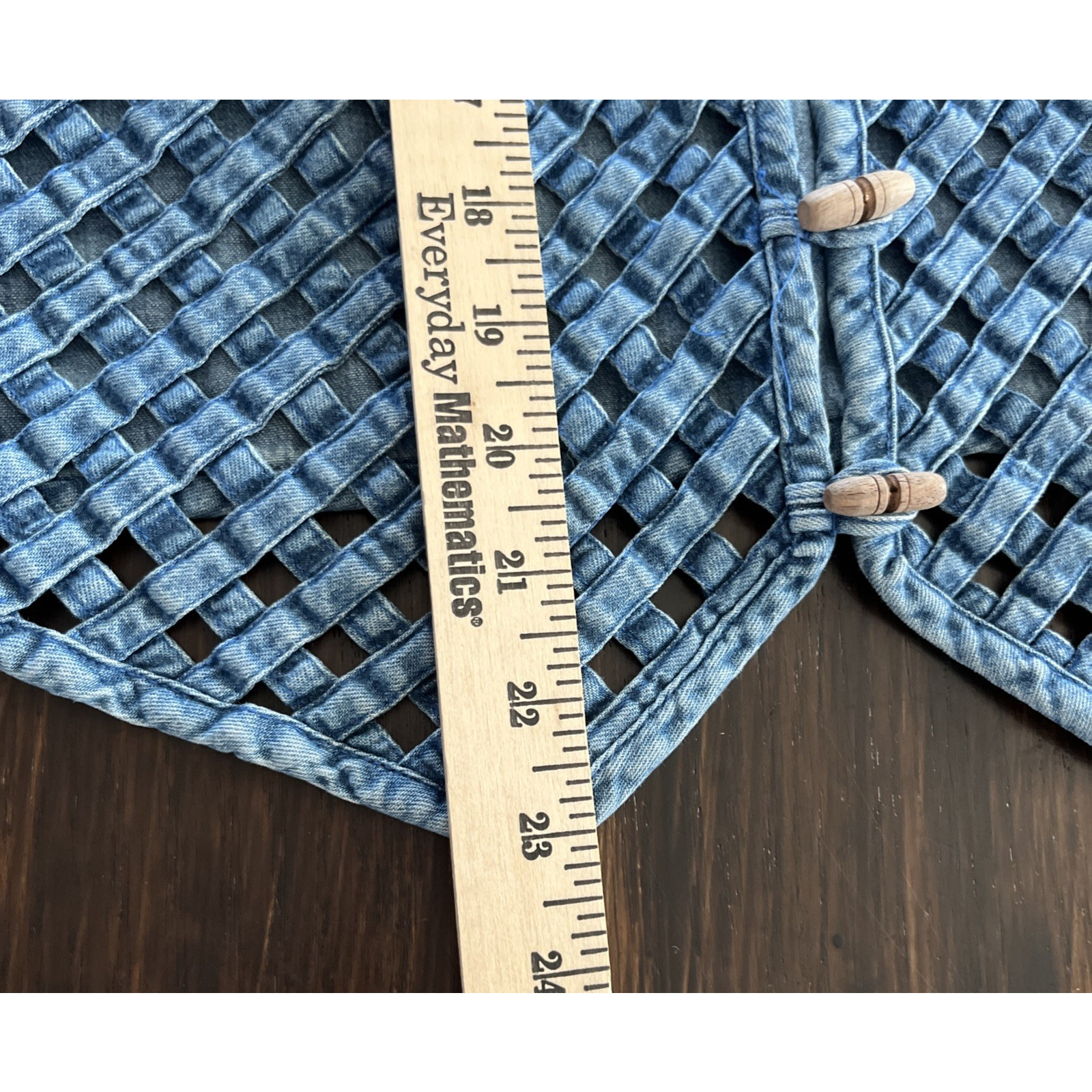 Vintage Woven Lattice Denim Vest Wood Toggle Button Boho Cowgirl Cottagecore M