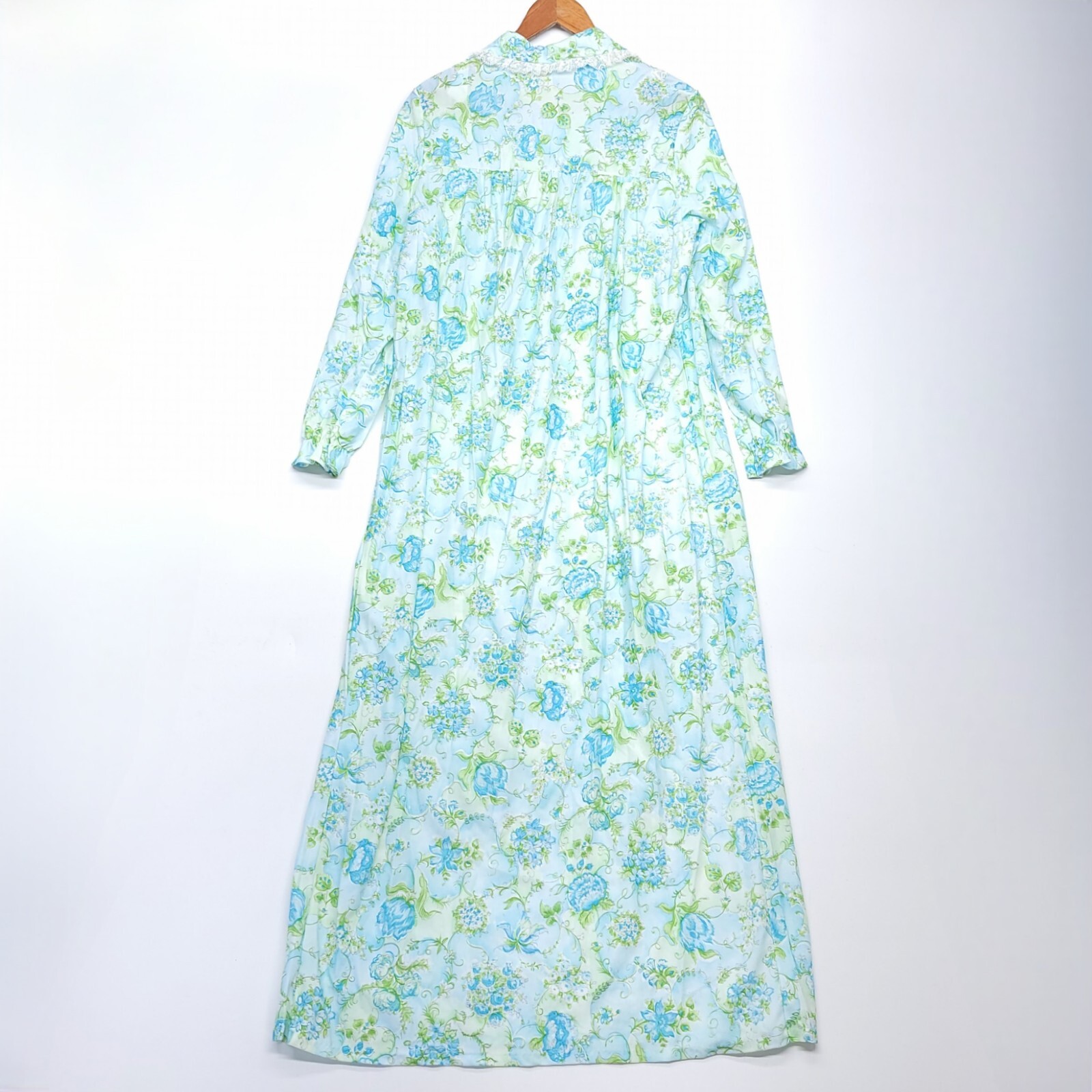 NWT Vintage Dream Away Long Sleeve Nightgown Lingerie Floral Blue Sz M 1974