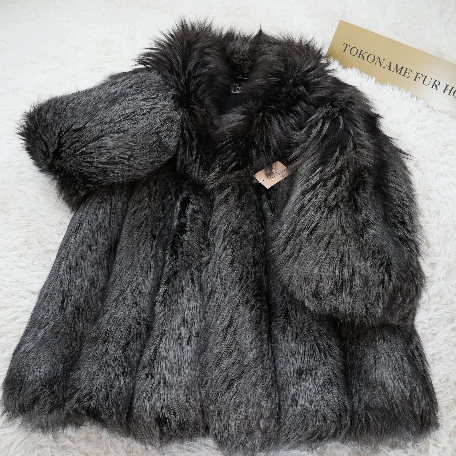 Rare Color Silver Gray SAGA FOX Coat – Vintage Fur Japan