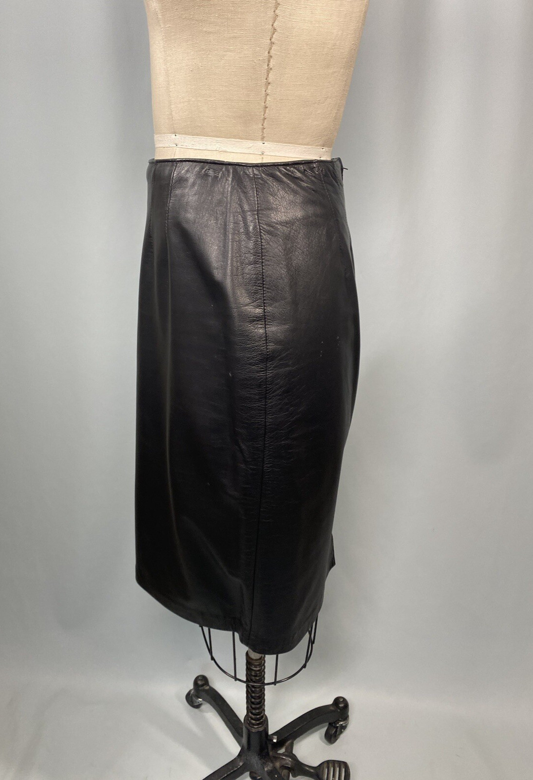 Vintage Leather Skirt SIZE 10 LARGE black midi CEDARS 80s 90s pencil wiggle