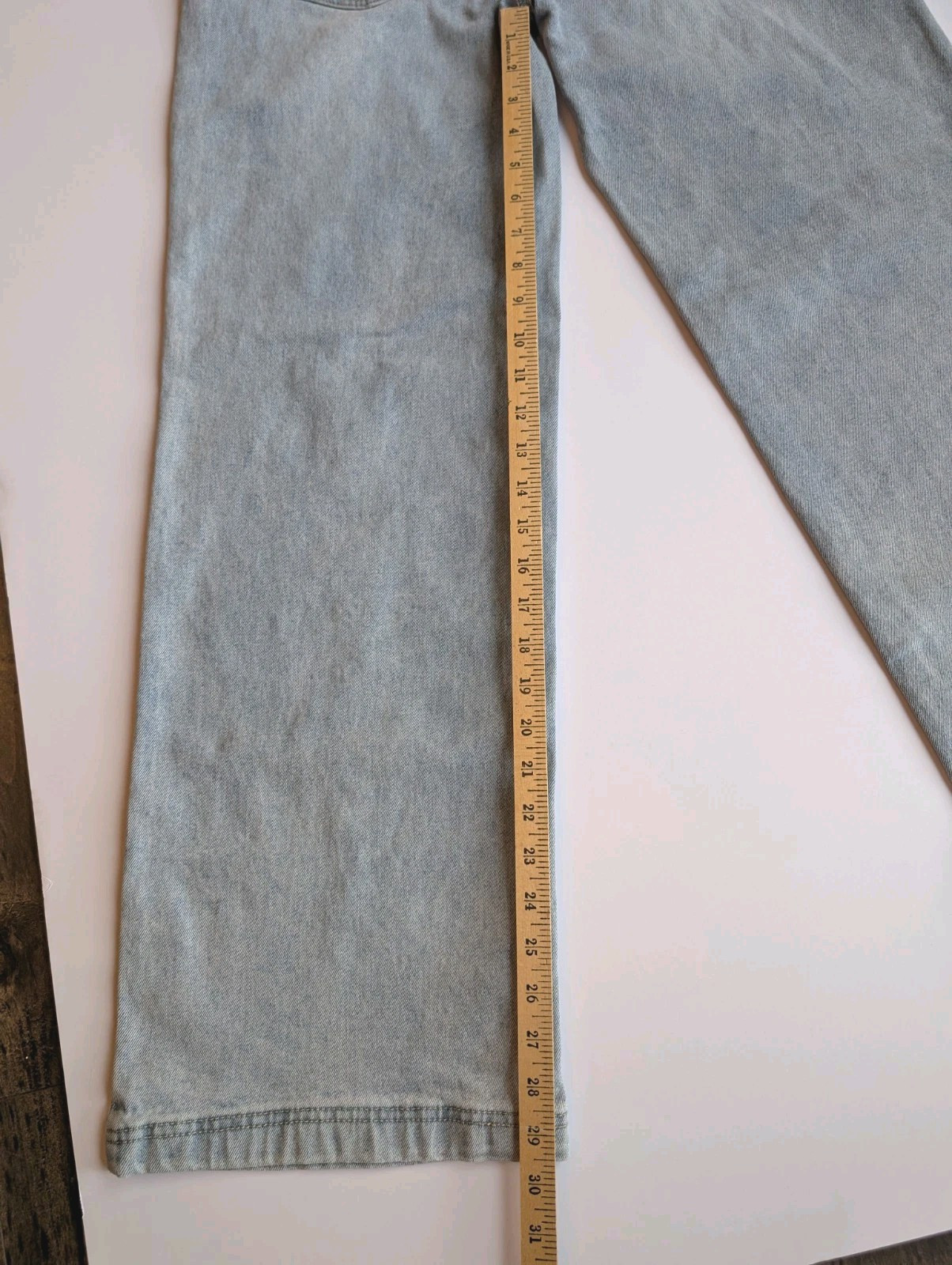 Juicy Couture Light Wash Rhinestone Embellished Jeans 7/28 Wide Leg Hi Rise Y2K