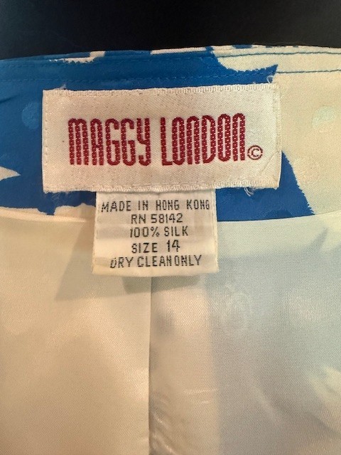VINTAGE MAGGY LONDON SILK BLUE AND WHITE FLORAL OUTFIT SKIRT JACKET SIZE M 8