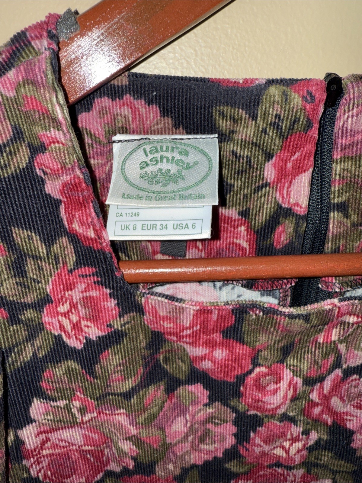 Vtg 80’s Laura Ashley Corduroy Pink Roses Dress Sz 6 Long Puff Sleeves Prairie