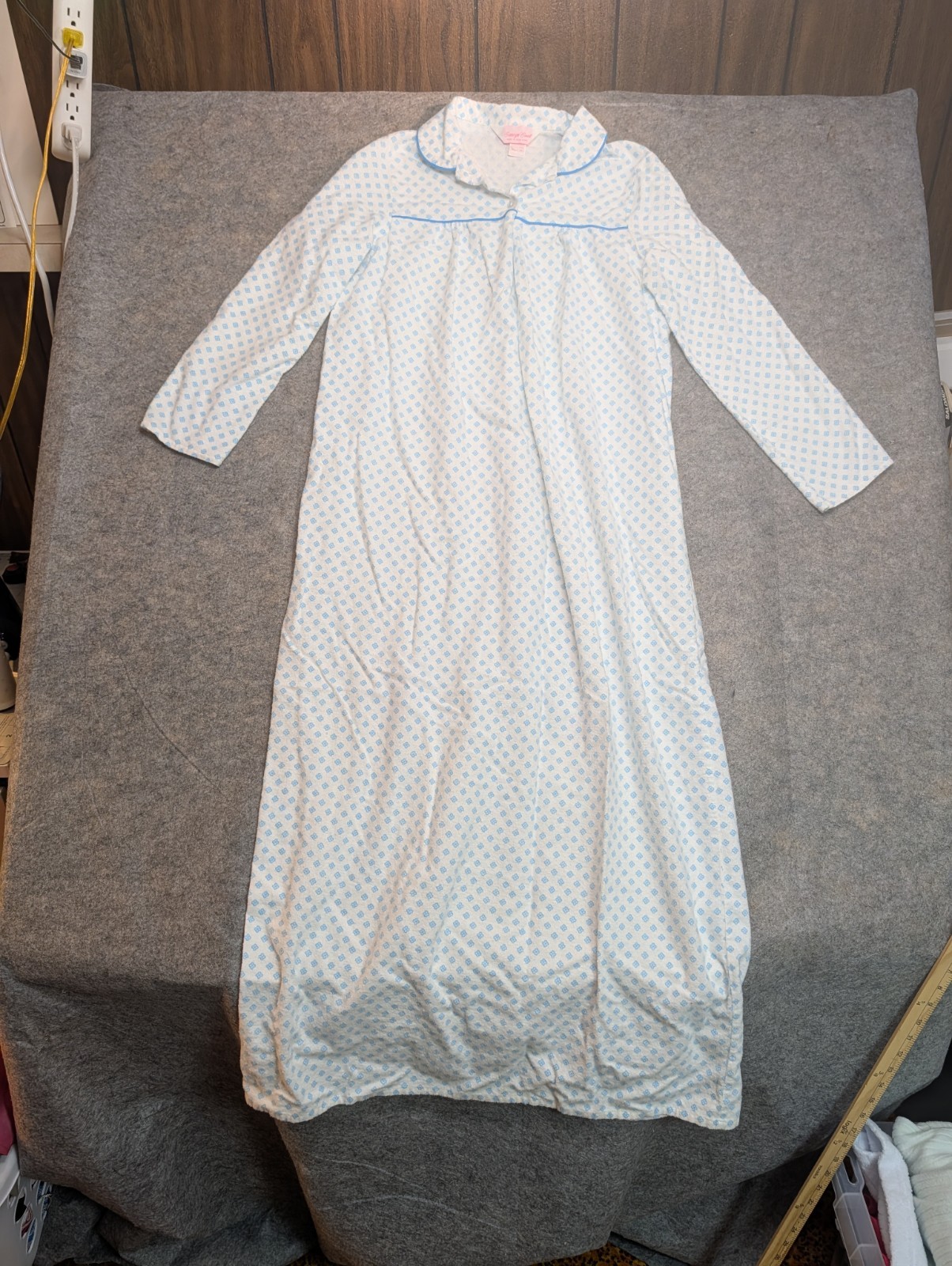 Vintage Carriage Court Medium Flannel Nightgown Blue White Cottage Cotton Dress