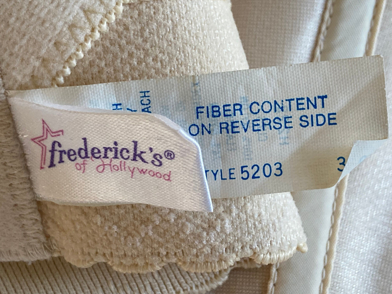 1122 FREDERICKS 36B Ivory SATIN Strapless Long Line Underwire Bra #5203 VINTAGE