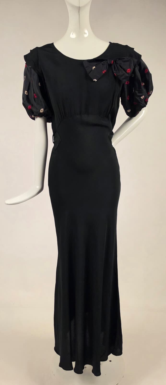 1930’S BLACK BIAS CUT DRESS W EMBROIDERED TAFFETA SLEEVES