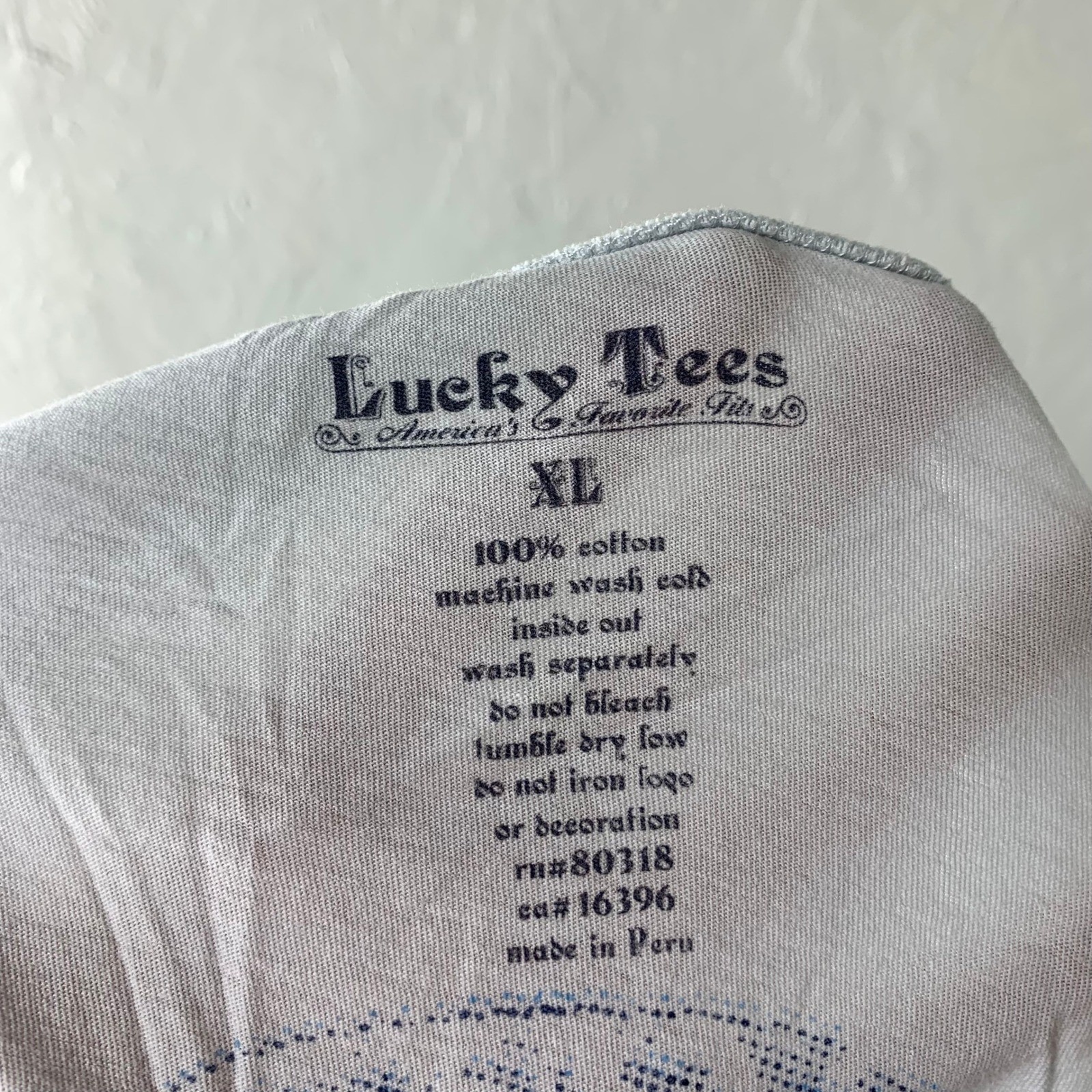 Vintage y2K Lucky Brand Tees Shirt XL Cotton Asian Graphic Long Sleeve V-neck U4